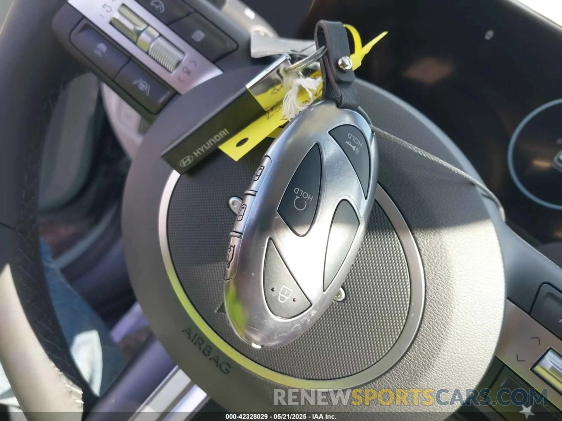 11 Photograph of a damaged car KM8HECA35SU259220 HYUNDAI KONA 2025