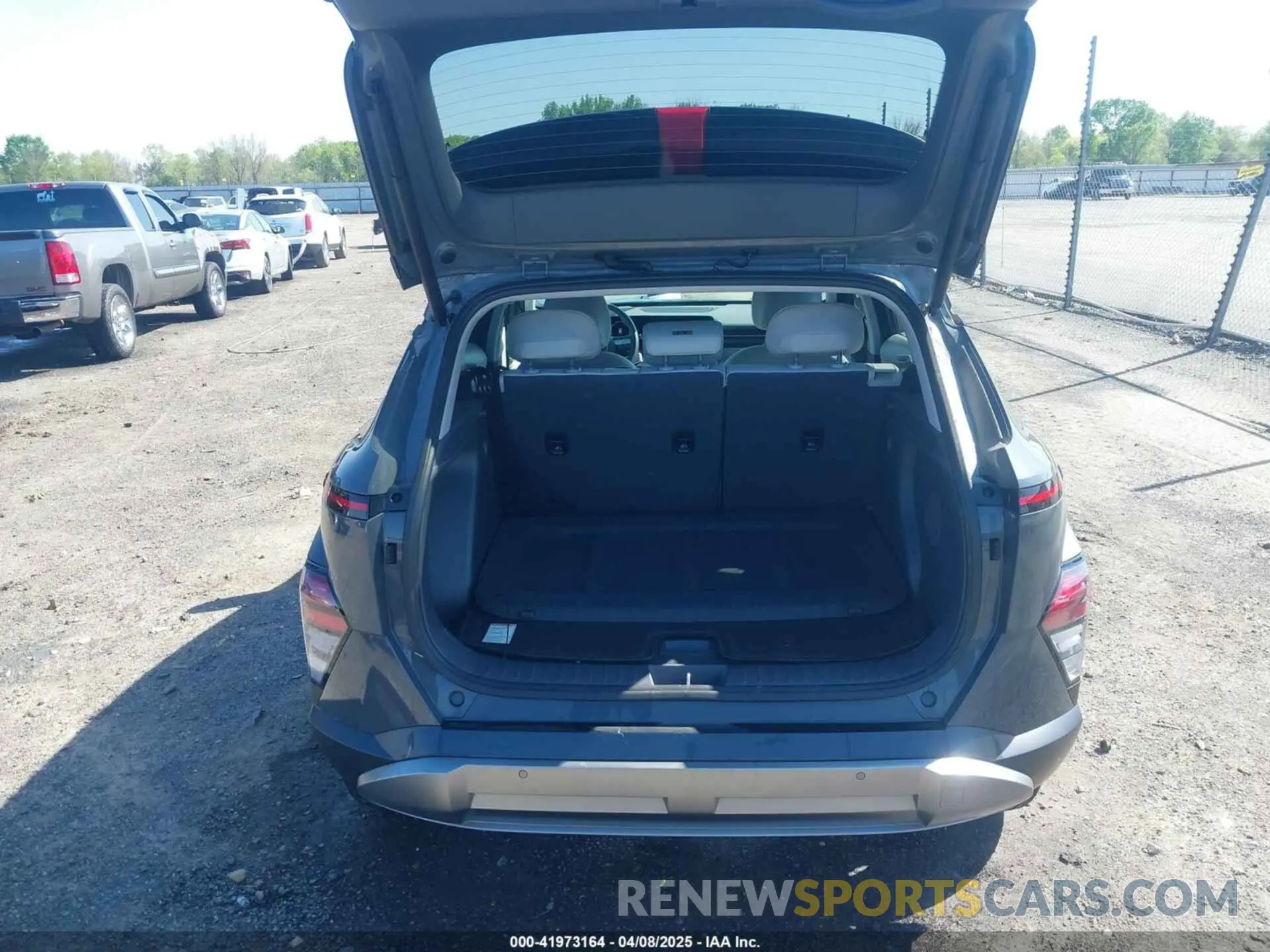 17 Photograph of a damaged car KM8HECA37SU190630 HYUNDAI KONA 2025