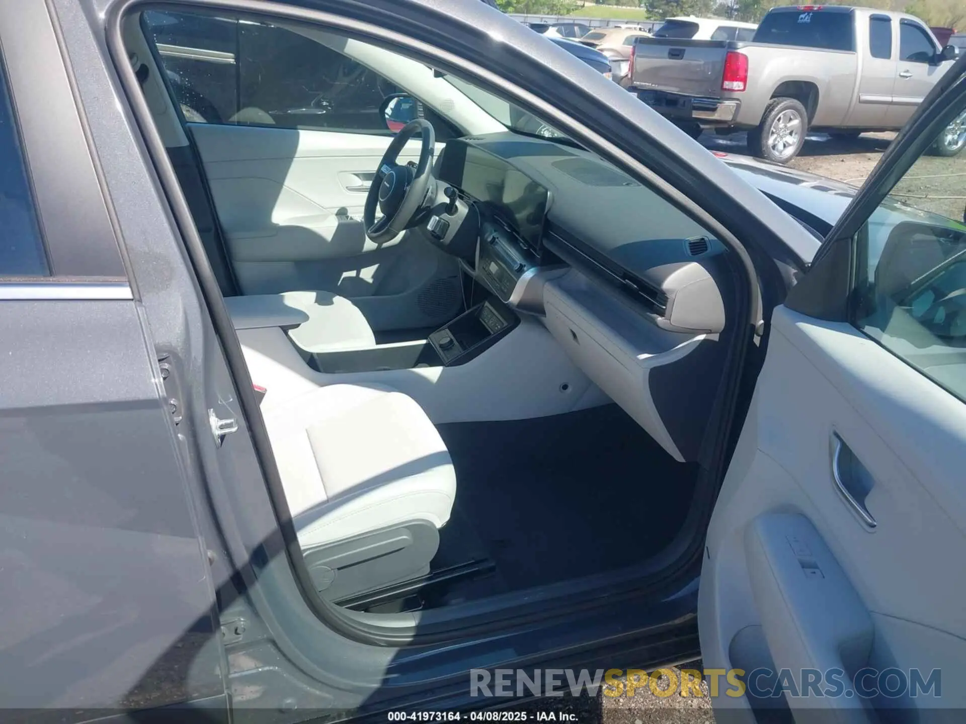 5 Photograph of a damaged car KM8HECA37SU190630 HYUNDAI KONA 2025