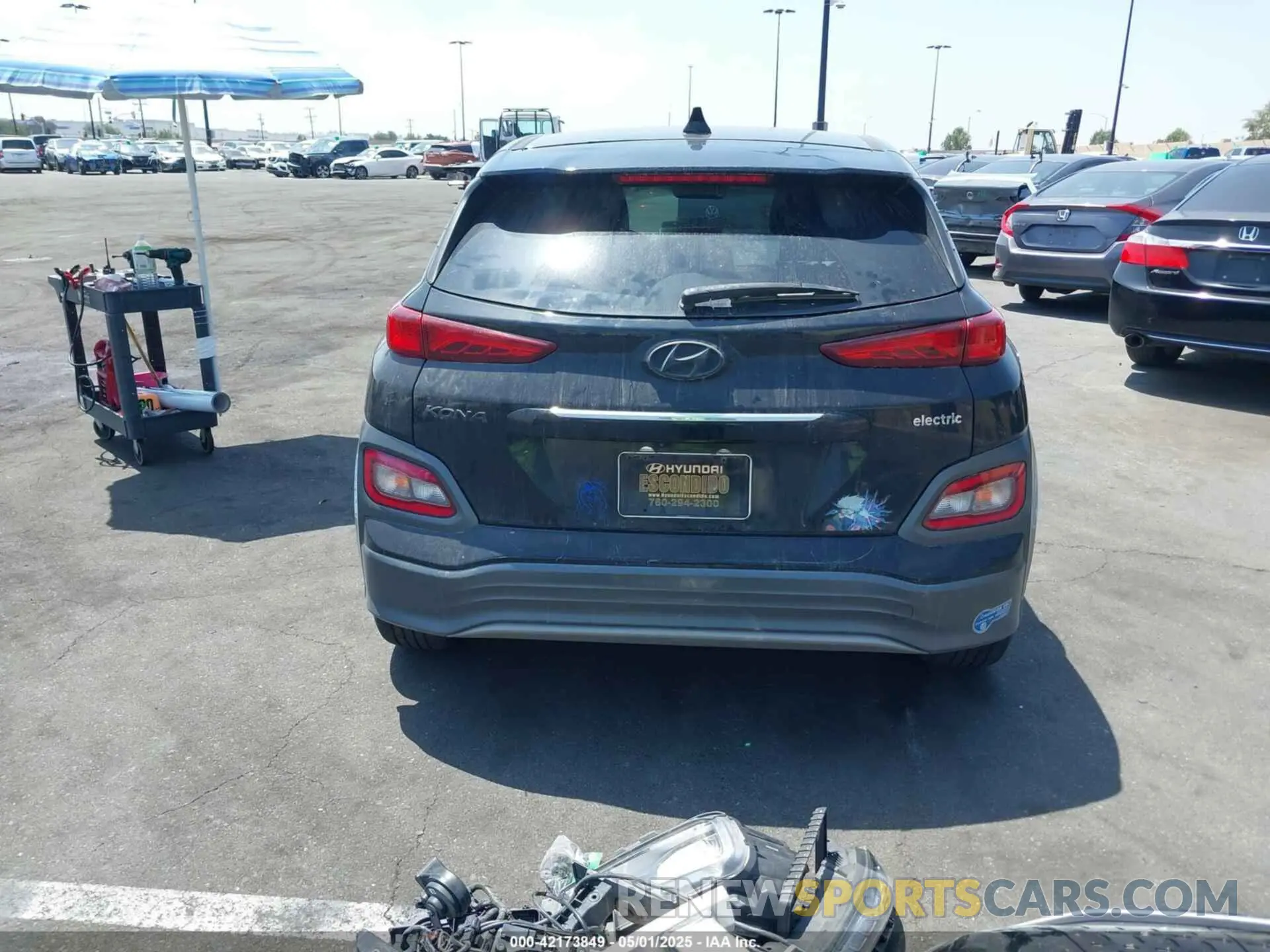 17 Photograph of a damaged car KM8K33AG7LU058922 HYUNDAI KONA ELECTRIC 2020