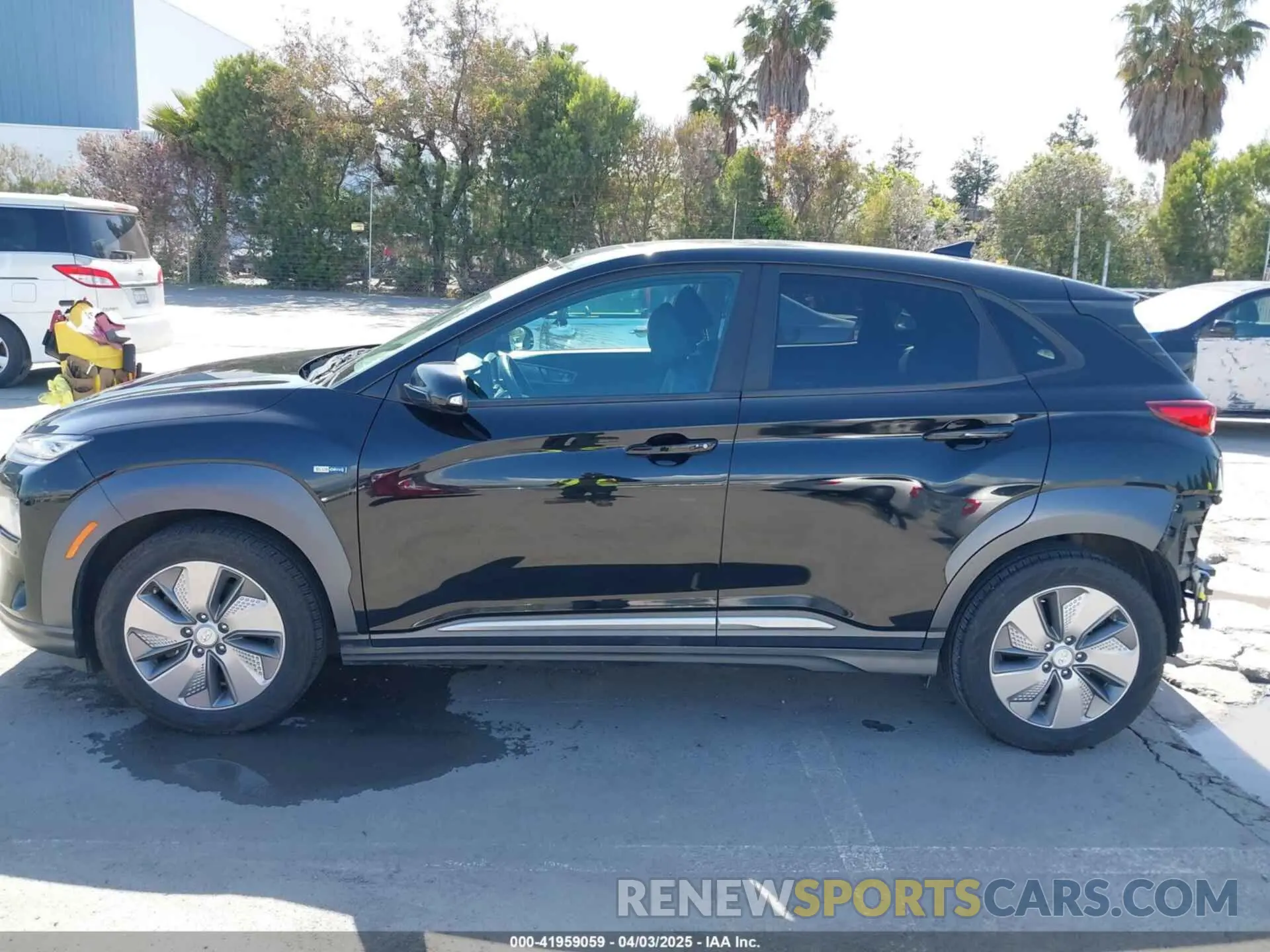 15 Photograph of a damaged car KM8K33AG9LU060946 HYUNDAI KONA ELECTRIC 2020