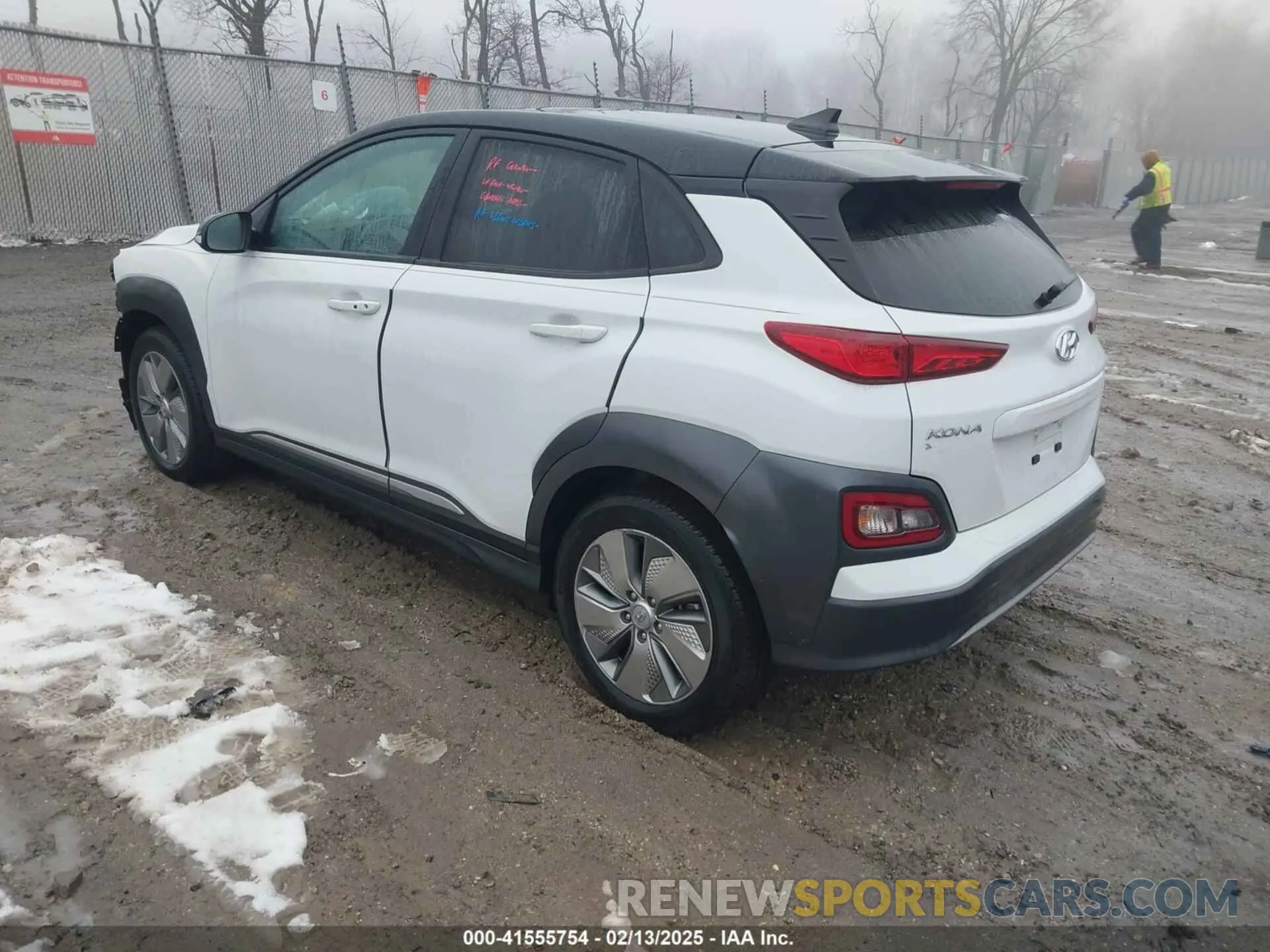 3 Photograph of a damaged car KM8K23AG7MU111140 HYUNDAI KONA ELECTRIC 2021