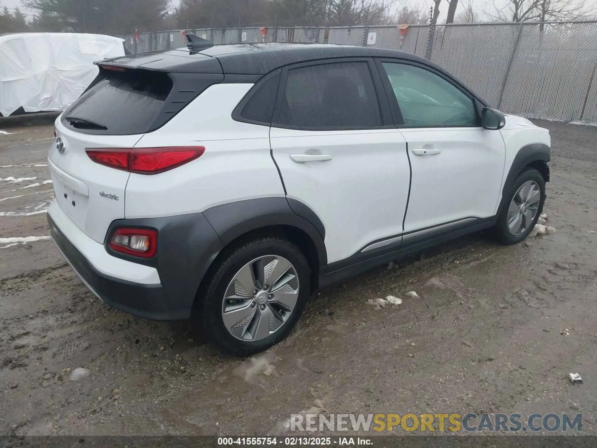 4 Photograph of a damaged car KM8K23AG7MU111140 HYUNDAI KONA ELECTRIC 2021