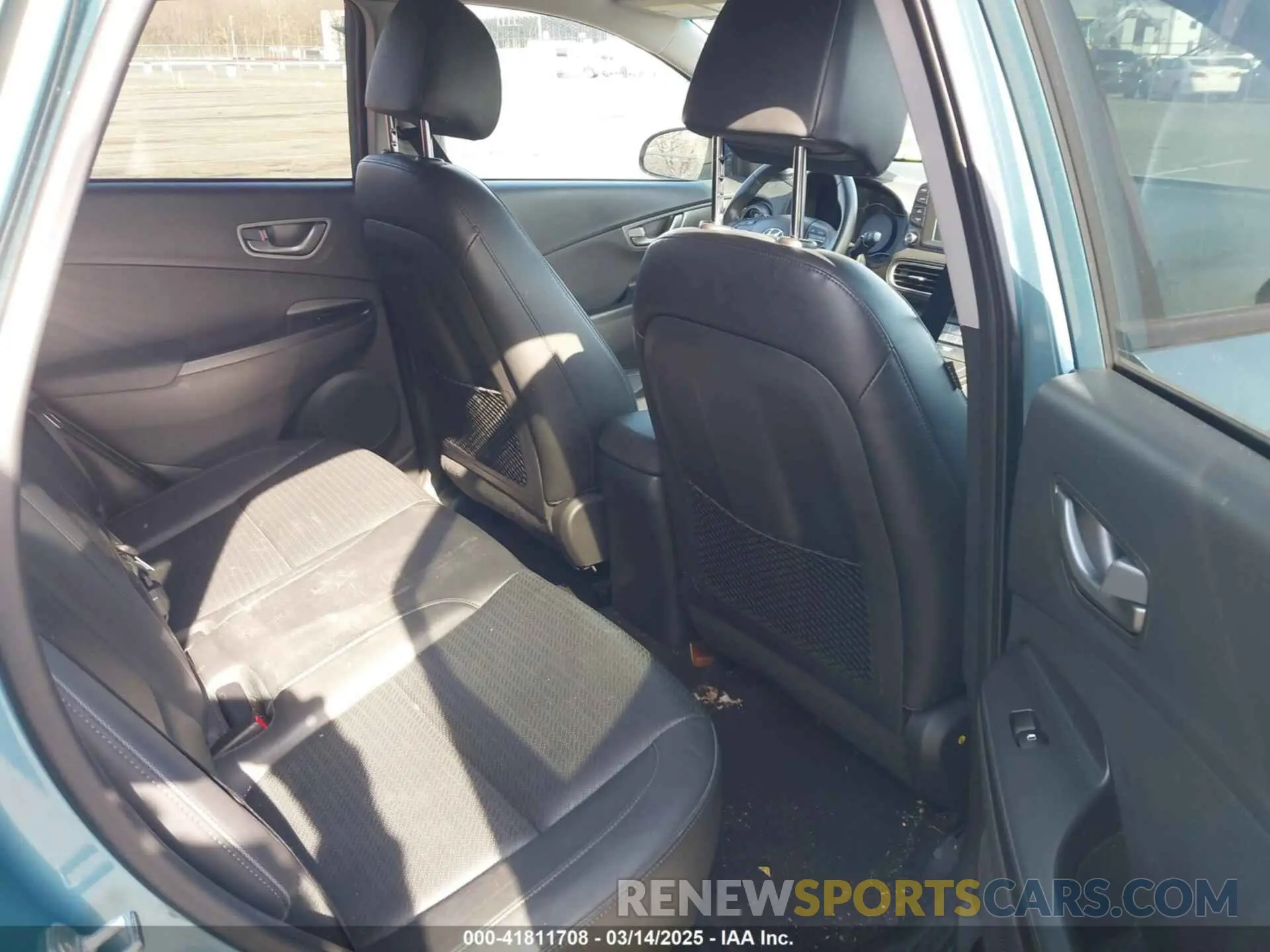 8 Photograph of a damaged car KM8K33AG0MU106200 HYUNDAI KONA ELECTRIC 2021