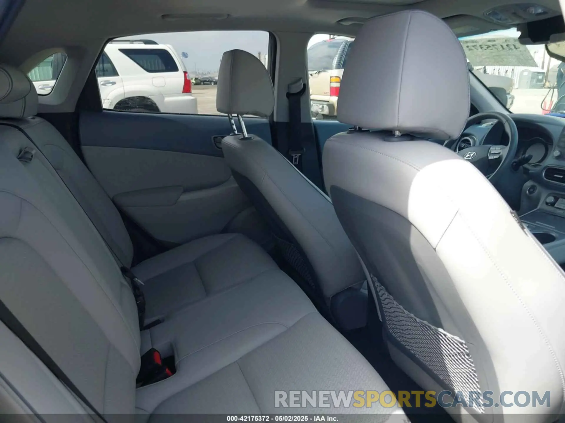 8 Photograph of a damaged car KM8K33AG0MU126530 HYUNDAI KONA ELECTRIC 2021