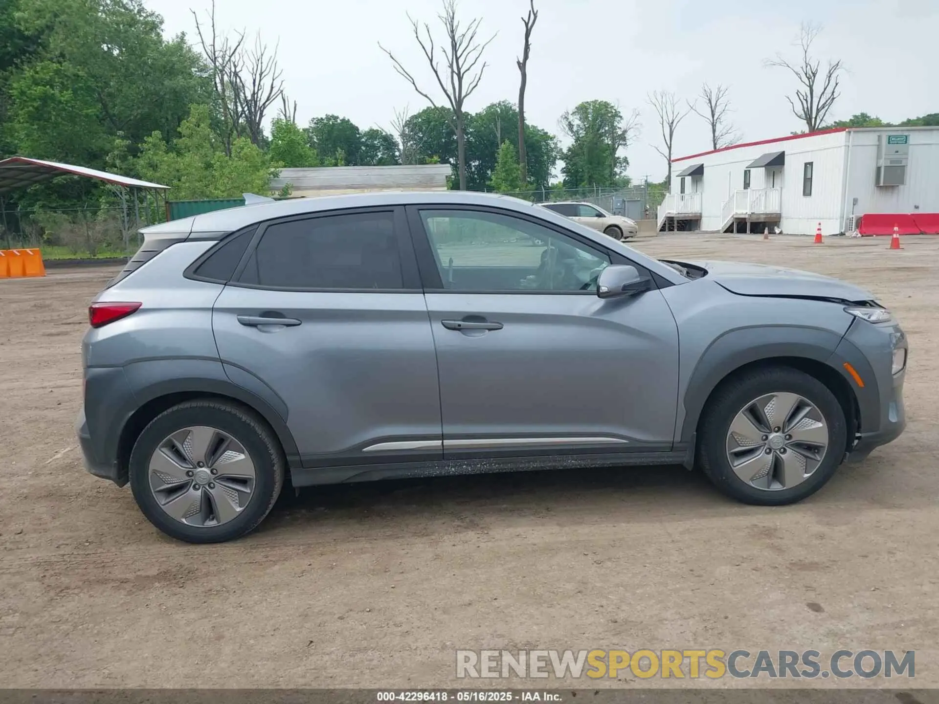 13 Photograph of a damaged car KM8K33AG1MU127234 HYUNDAI KONA ELECTRIC 2021