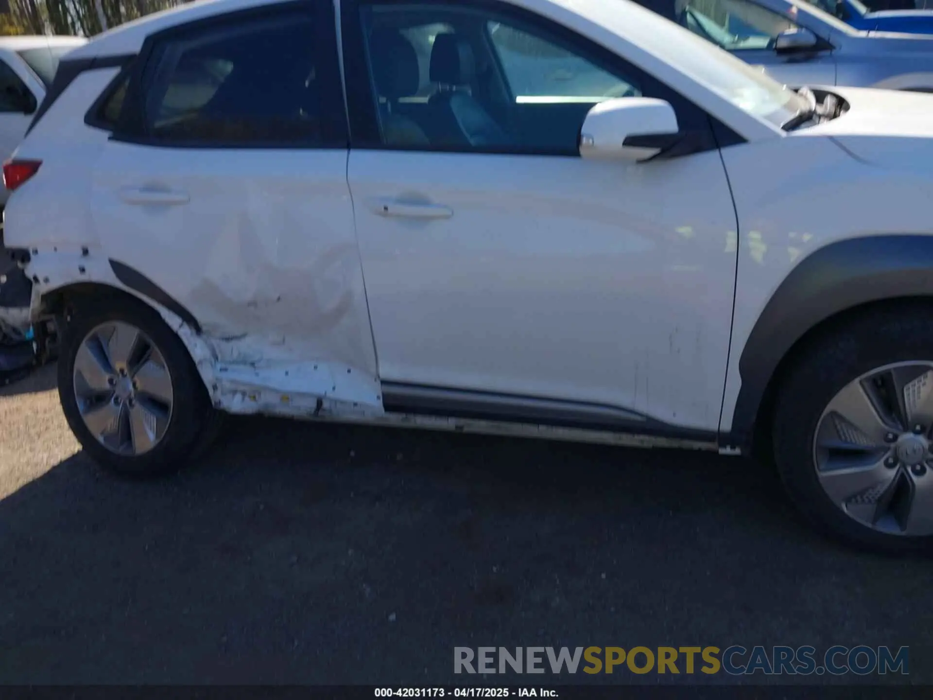 14 Photograph of a damaged car KM8K33AG2MU134404 HYUNDAI KONA ELECTRIC 2021