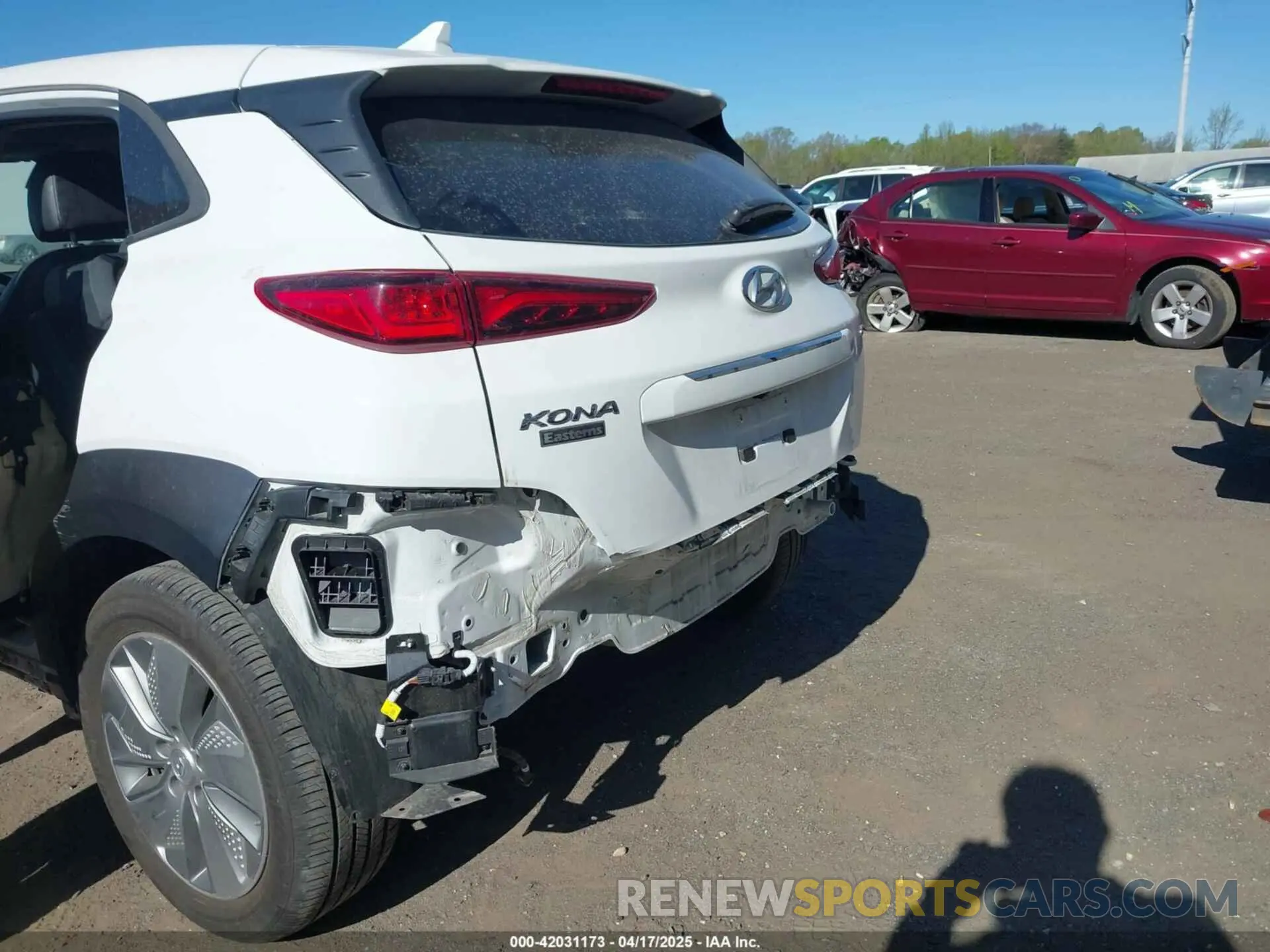 6 Photograph of a damaged car KM8K33AG2MU134404 HYUNDAI KONA ELECTRIC 2021