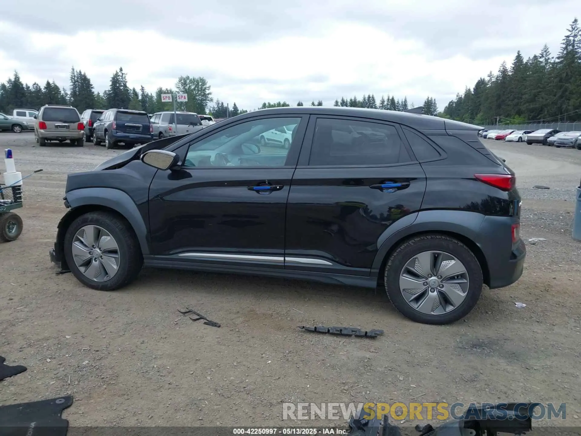 14 Photograph of a damaged car KM8K33AG5MU133523 HYUNDAI KONA ELECTRIC 2021