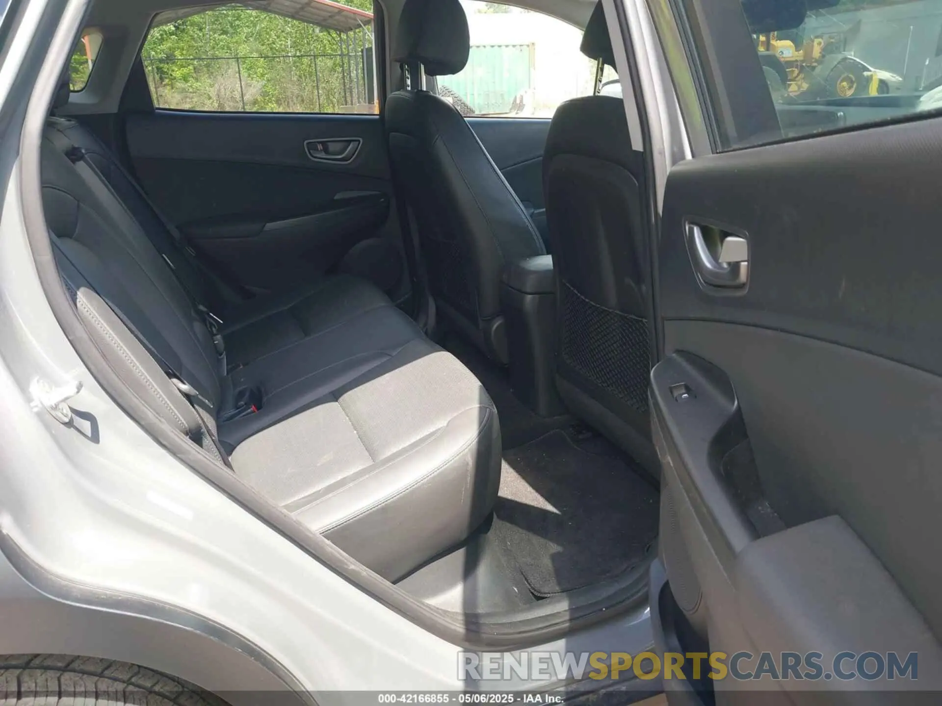 8 Photograph of a damaged car KM8K33AG7MU131367 HYUNDAI KONA ELECTRIC 2021