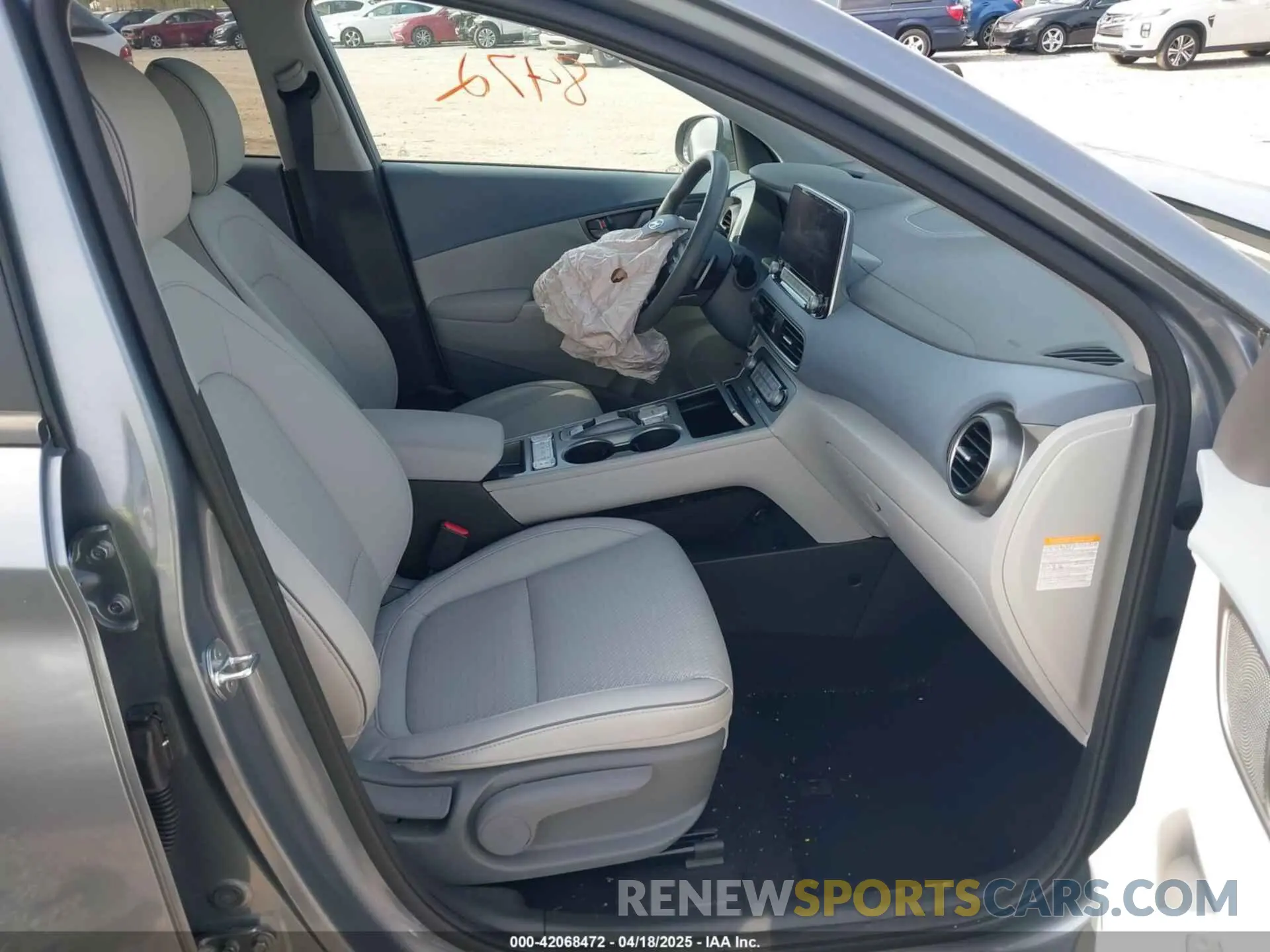 5 Photograph of a damaged car KM8K53AG4MU118733 HYUNDAI KONA ELECTRIC 2021