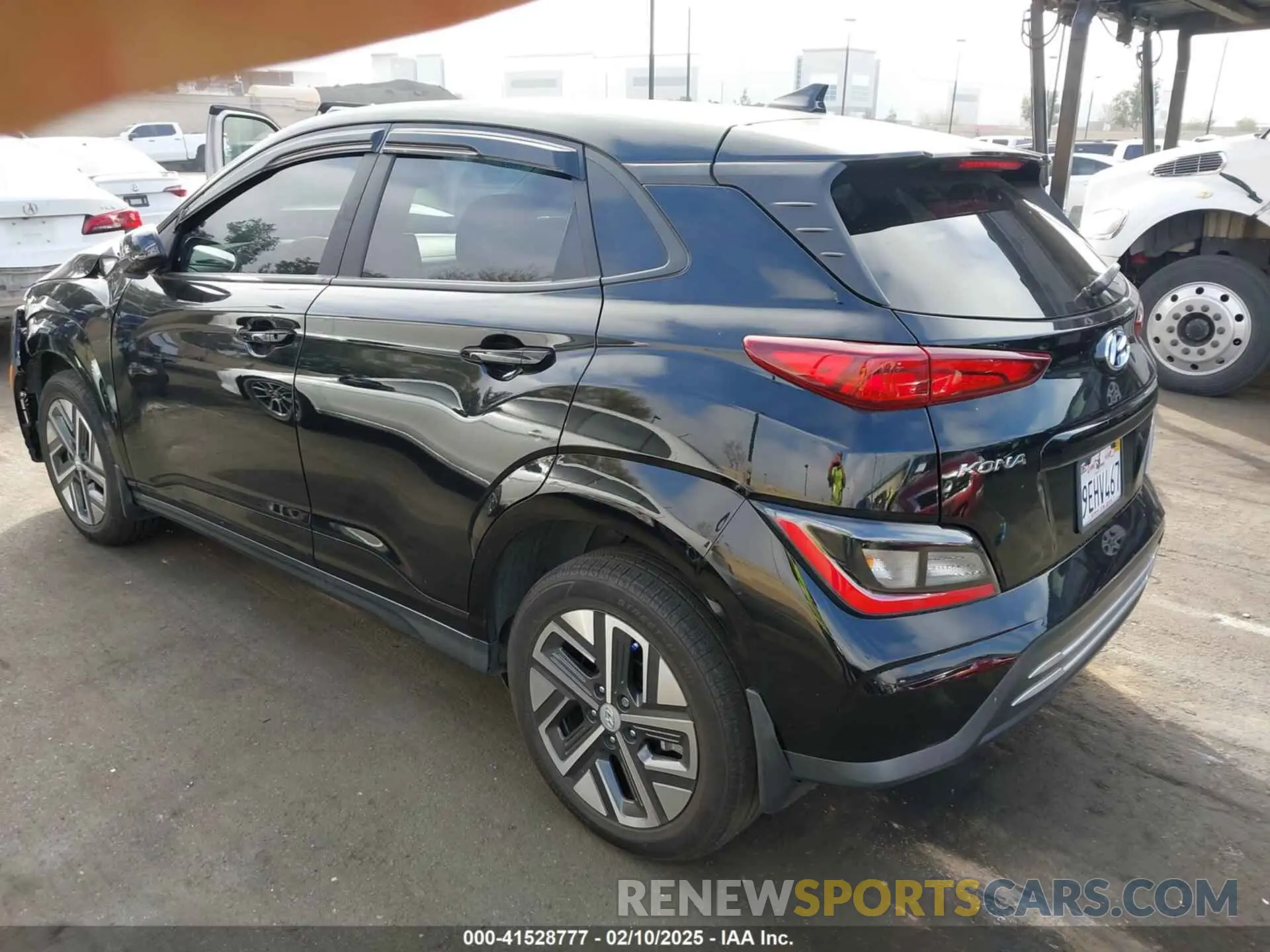 3 Photograph of a damaged car KM8K23AG1PU171452 HYUNDAI KONA ELECTRIC 2023