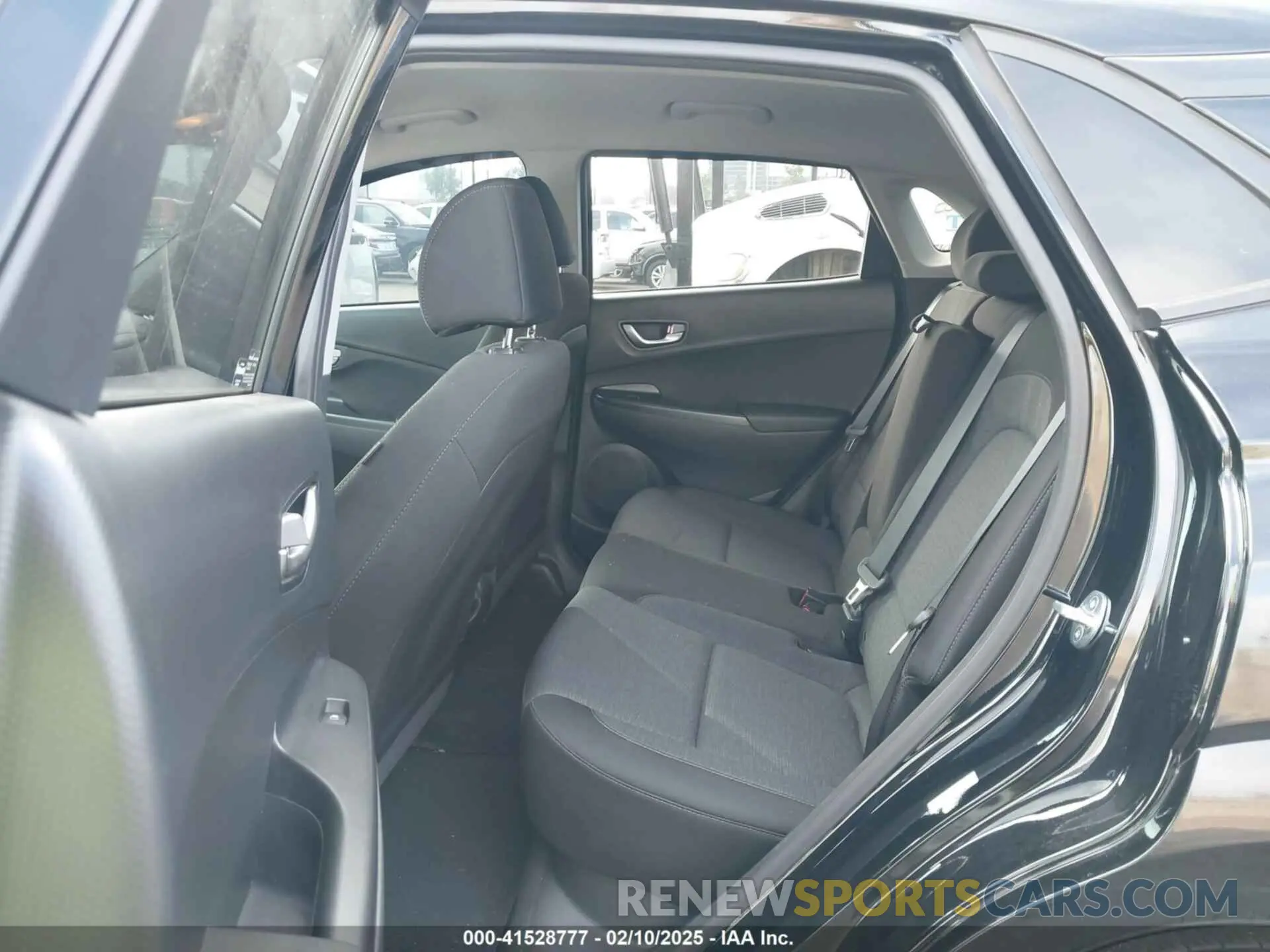 8 Photograph of a damaged car KM8K23AG1PU171452 HYUNDAI KONA ELECTRIC 2023