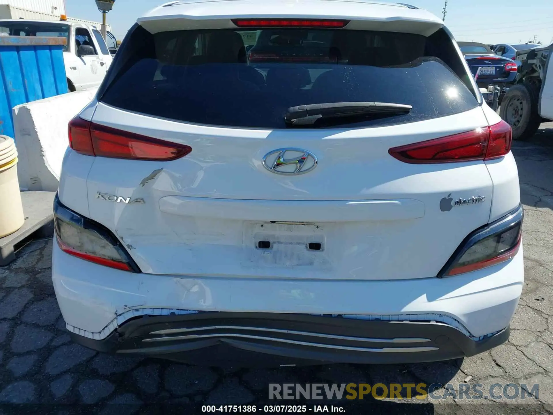 6 Photograph of a damaged car KM8K23AG5PU170837 HYUNDAI KONA ELECTRIC 2023