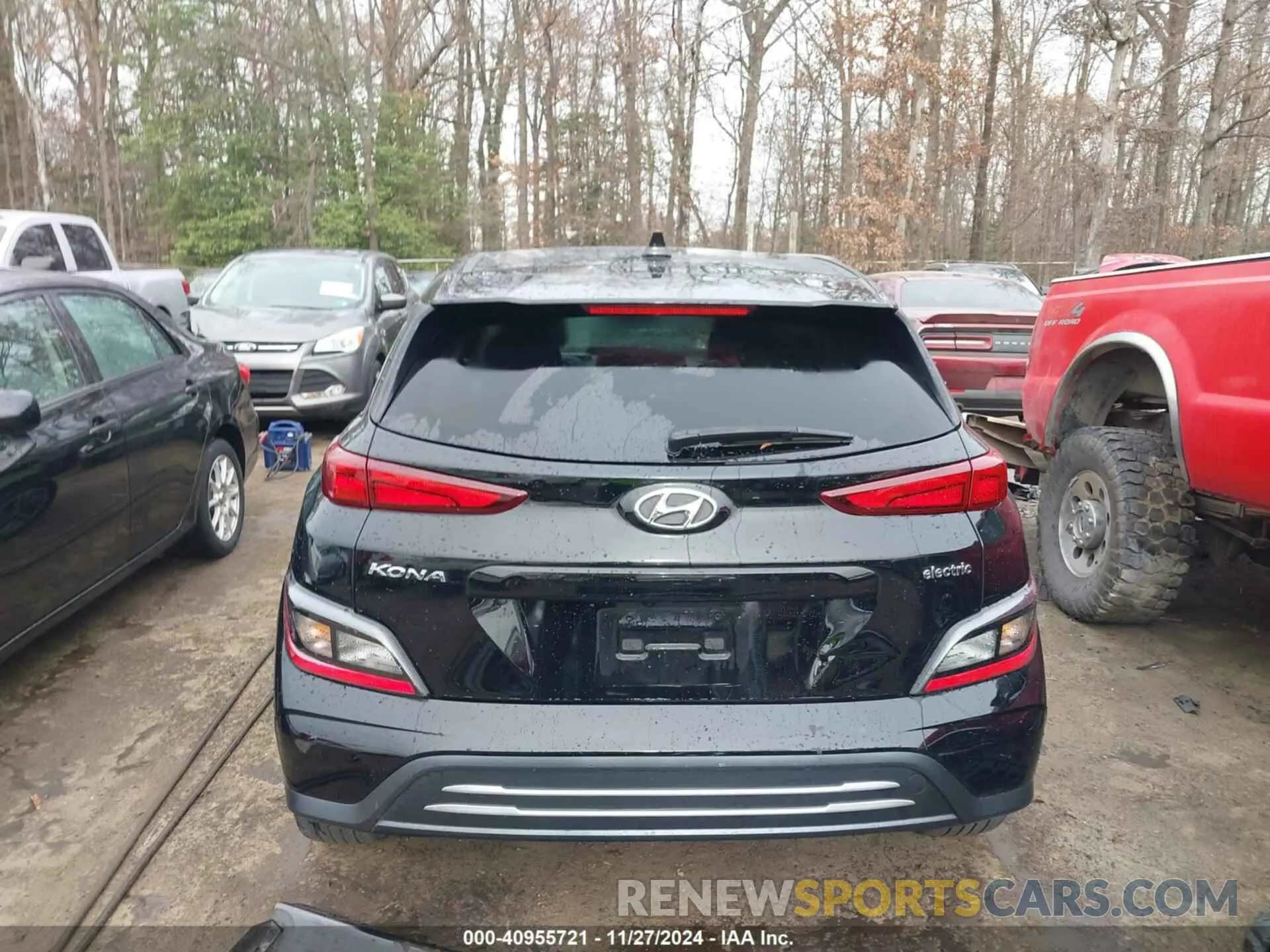 17 Photograph of a damaged car KM8K23AGXPU190971 HYUNDAI KONA ELECTRIC 2023