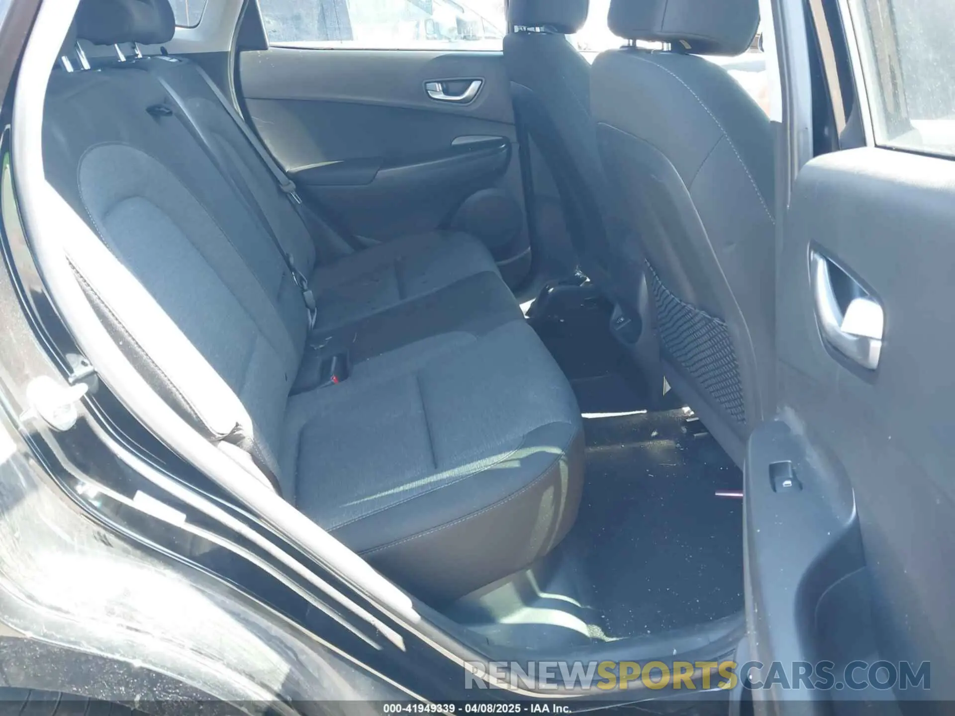 8 Photograph of a damaged car KM8K33AG0PU163484 HYUNDAI KONA ELECTRIC 2023