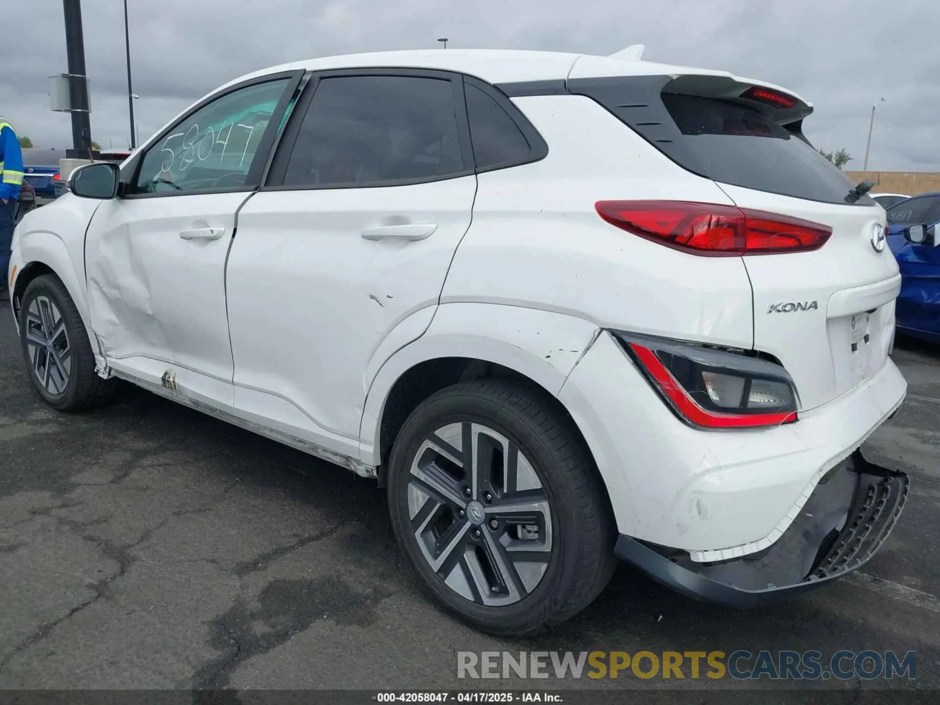 3 Photograph of a damaged car KM8K33AG5PU170804 HYUNDAI KONA ELECTRIC 2023