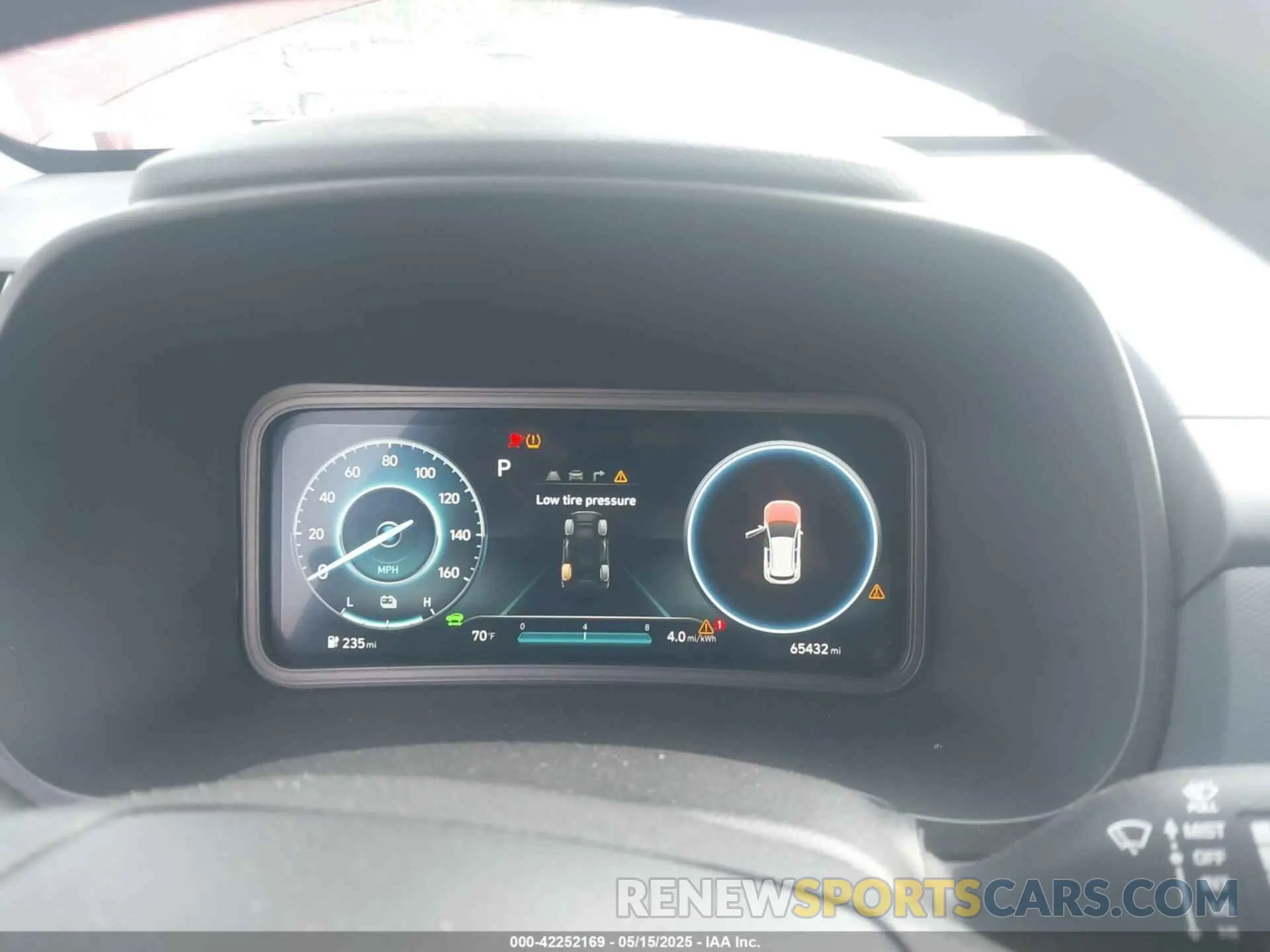 18 Photograph of a damaged car KM8K33AG6PU191550 HYUNDAI KONA ELECTRIC 2023