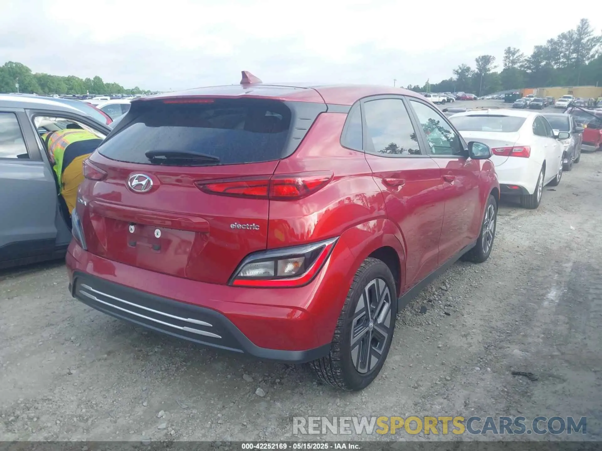 4 Photograph of a damaged car KM8K33AG6PU191550 HYUNDAI KONA ELECTRIC 2023