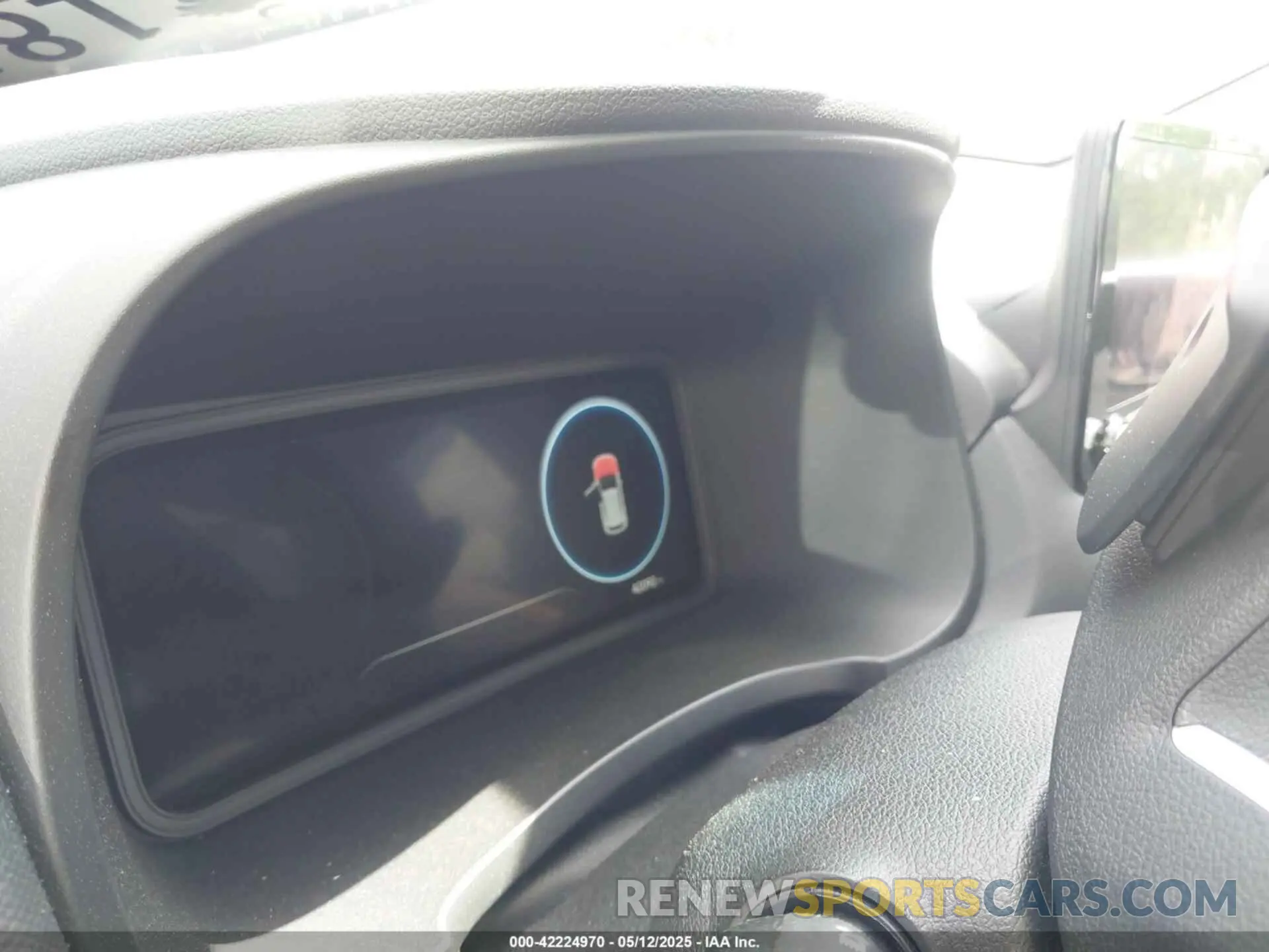 18 Photograph of a damaged car KM8K33AGXPU191535 HYUNDAI KONA ELECTRIC 2023