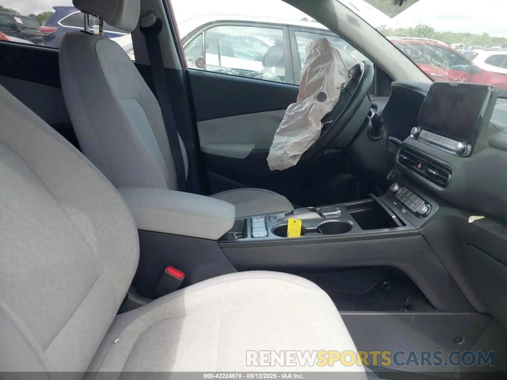 5 Photograph of a damaged car KM8K33AGXPU191535 HYUNDAI KONA ELECTRIC 2023