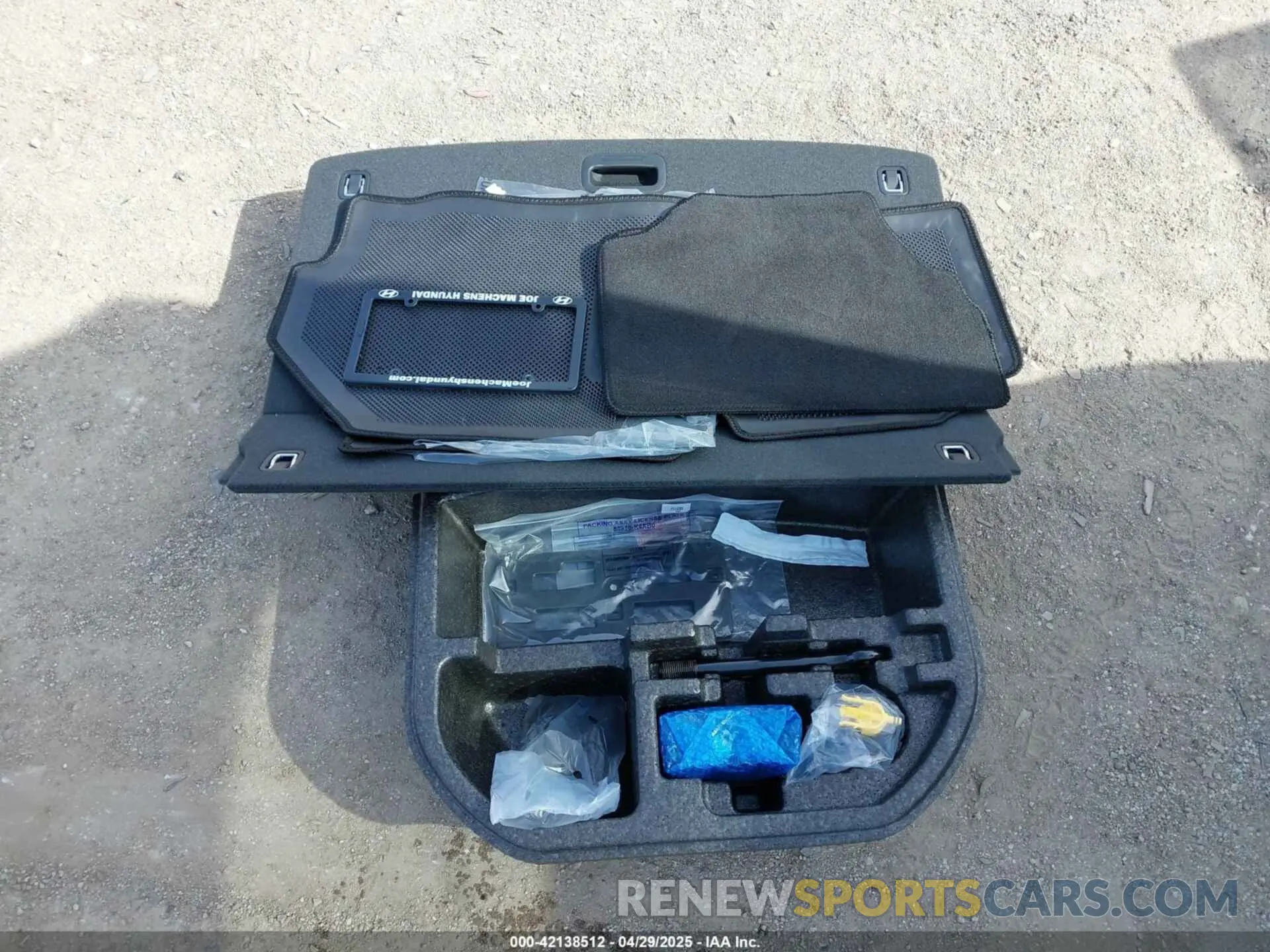 12 Photograph of a damaged car KM8K53AG6PU173981 HYUNDAI KONA ELECTRIC 2023