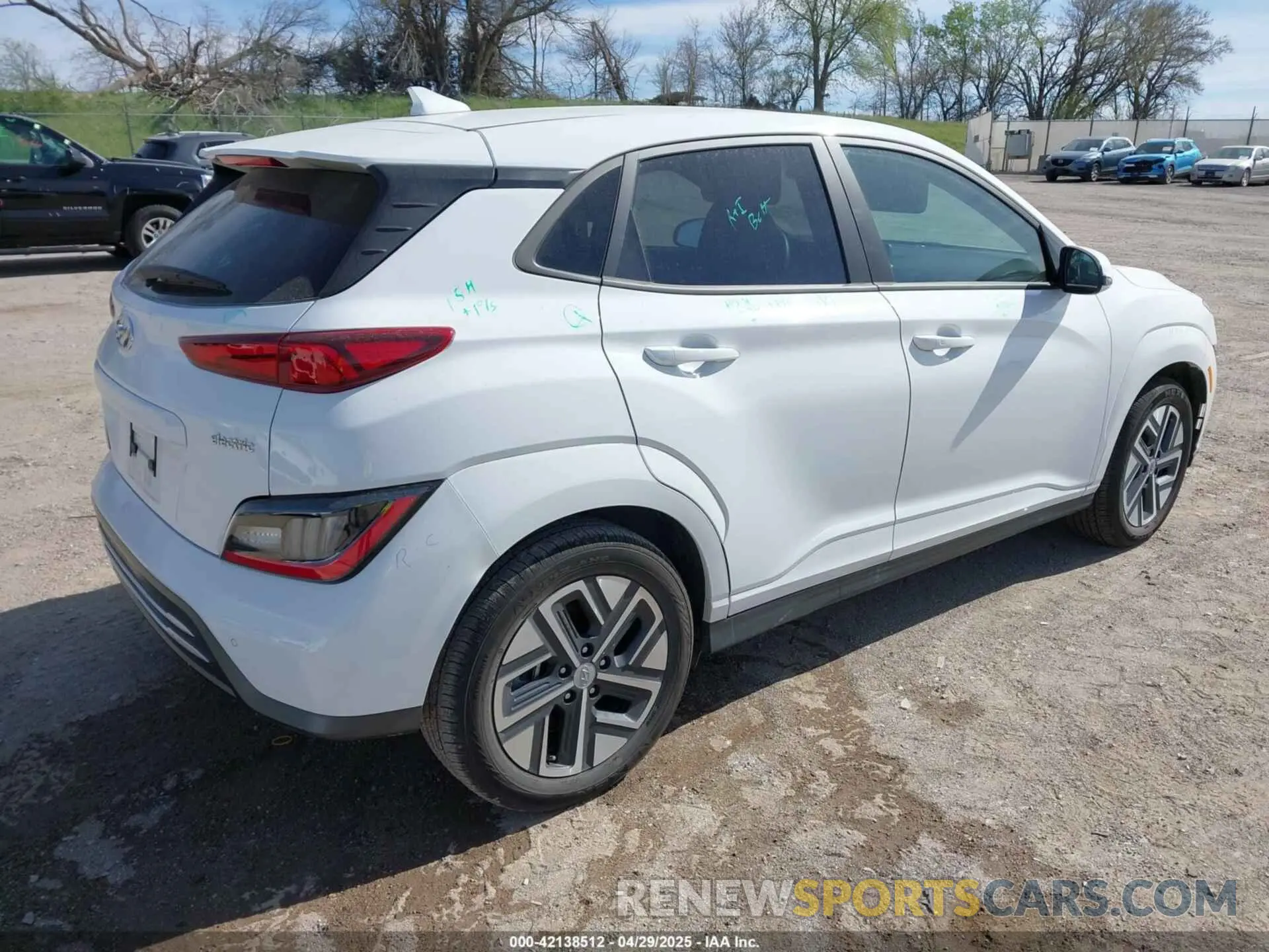 4 Photograph of a damaged car KM8K53AG6PU173981 HYUNDAI KONA ELECTRIC 2023
