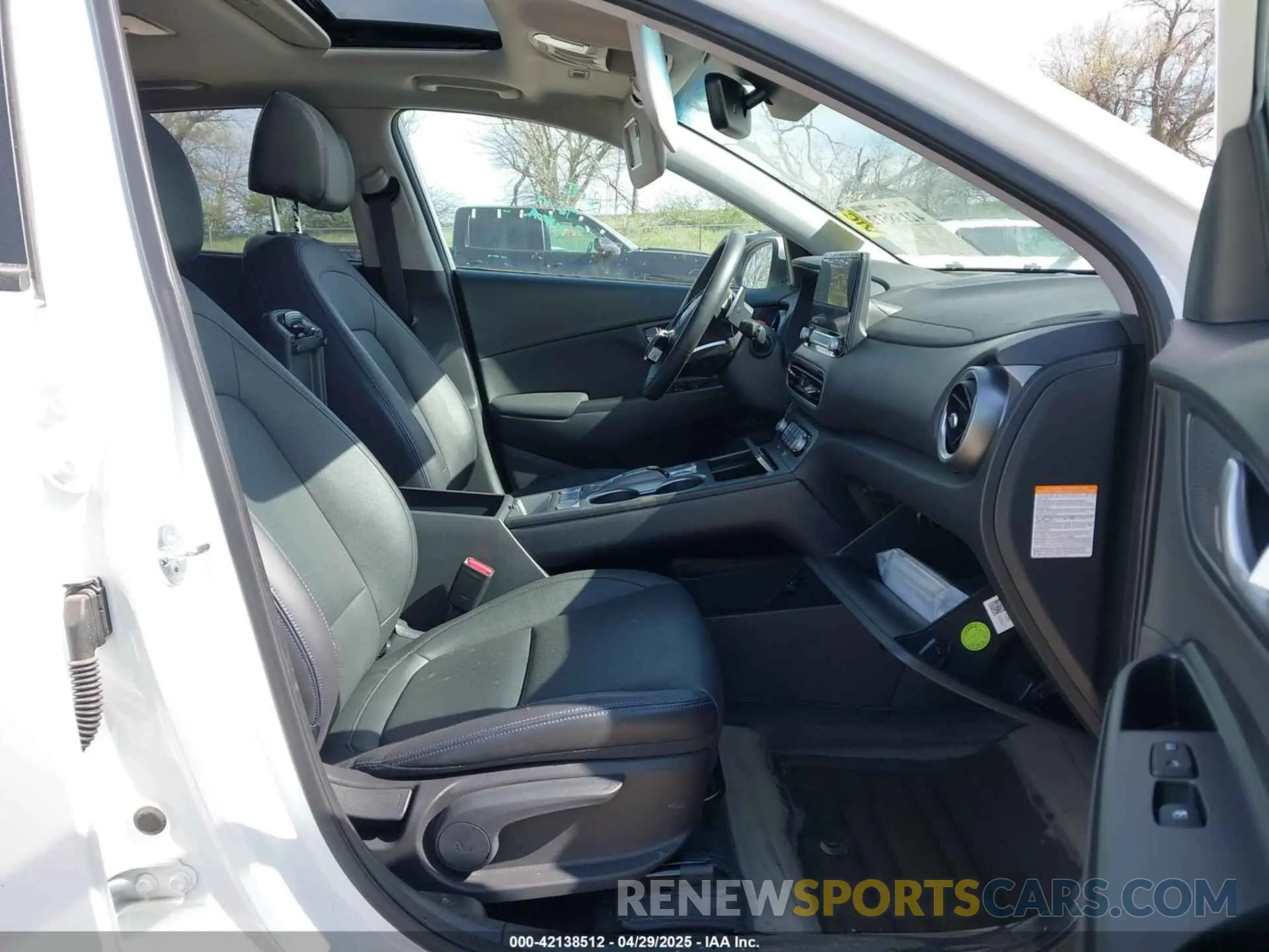 5 Photograph of a damaged car KM8K53AG6PU173981 HYUNDAI KONA ELECTRIC 2023