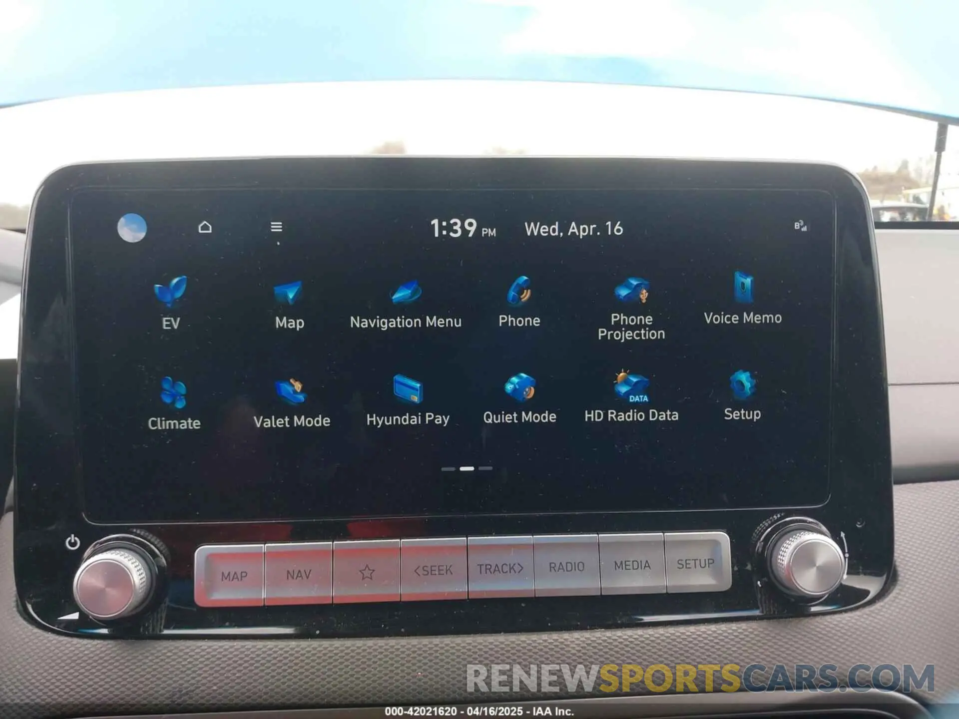 18 Photograph of a damaged car KM8K53AGXPU164278 HYUNDAI KONA ELECTRIC 2023