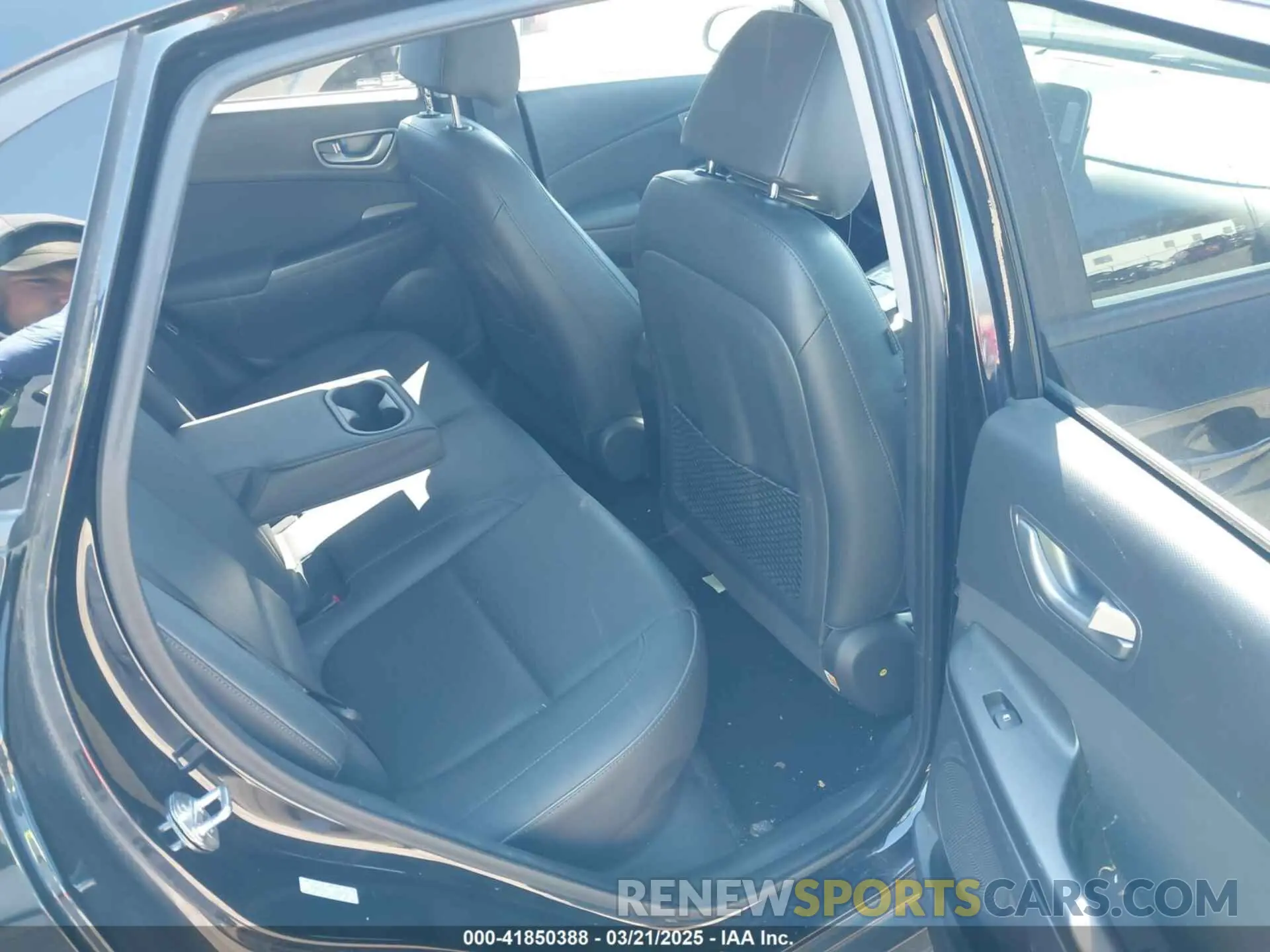 8 Photograph of a damaged car KM8K53AG1KU023737 HYUNDAI KONA EV 2019