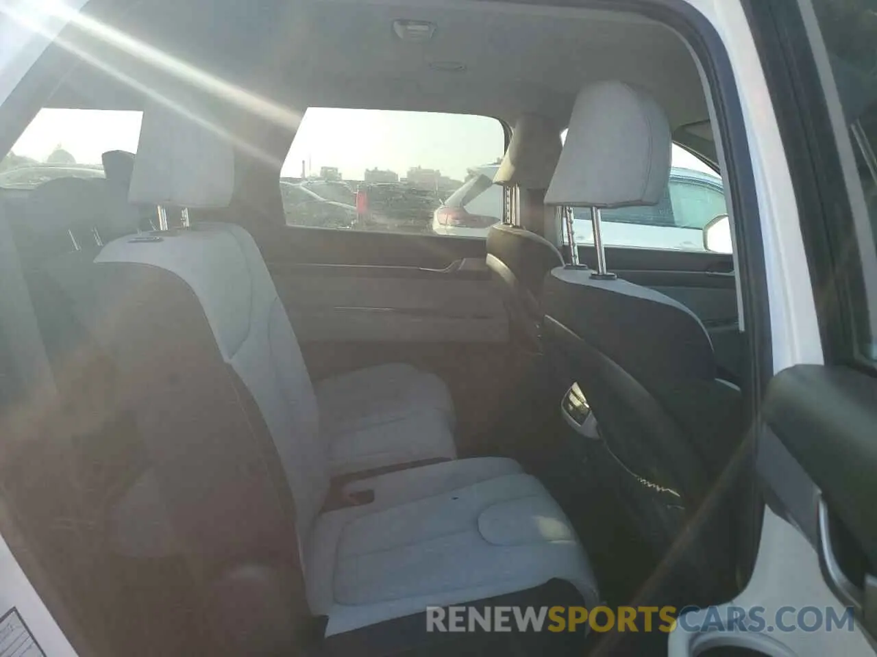 11 Photograph of a damaged car KM8R14HE9LU094416 HYUNDAI PALISADE 2020