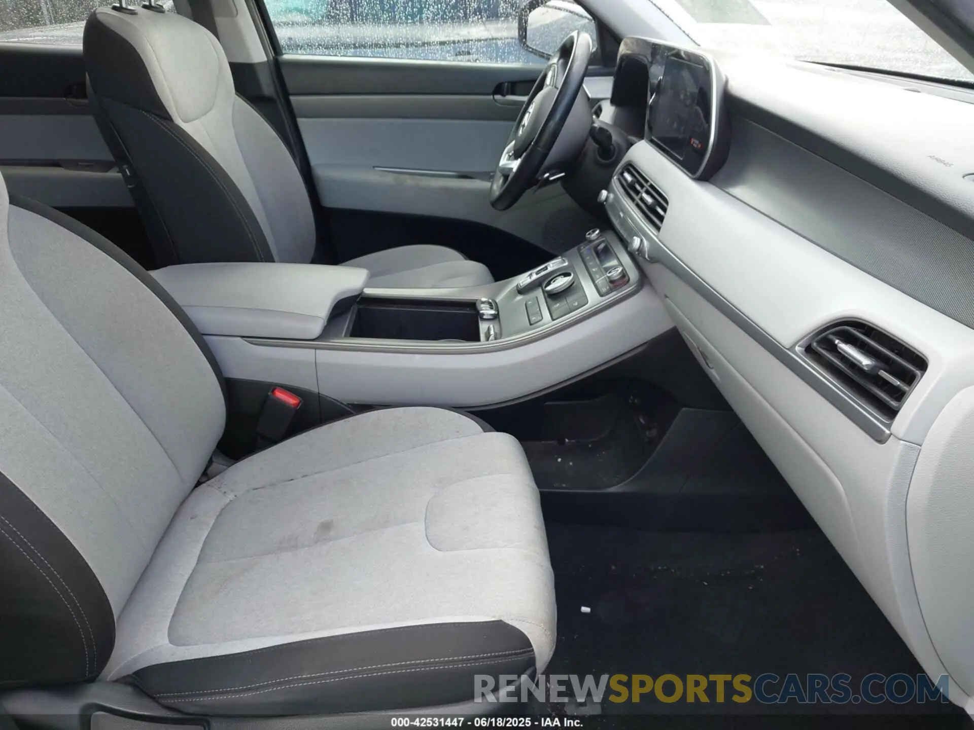 5 Photograph of a damaged car KM8R24HEXLU090761 HYUNDAI PALISADE 2020