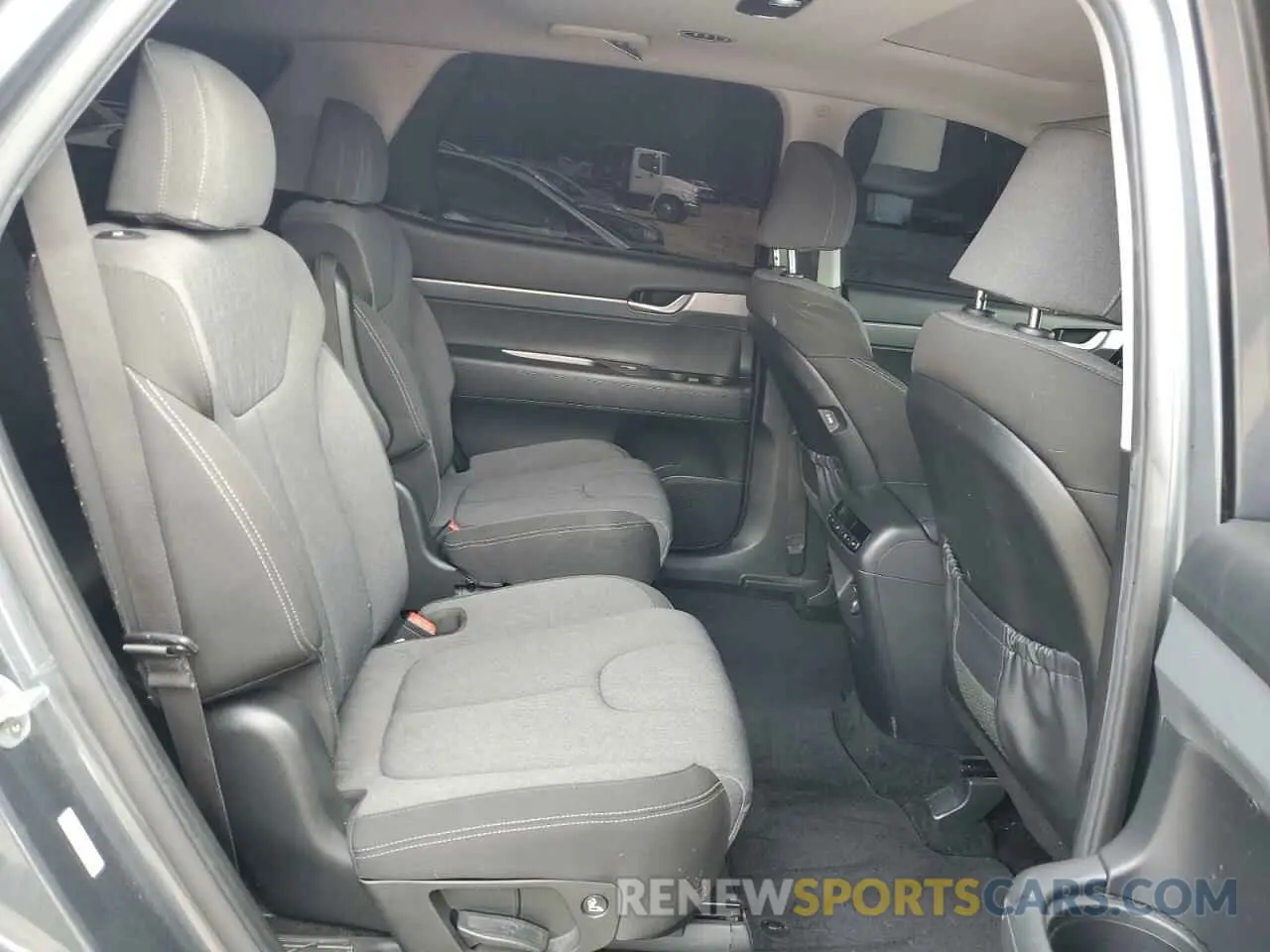 11 Photograph of a damaged car KM8R2DHE1LU106300 HYUNDAI PALISADE 2020