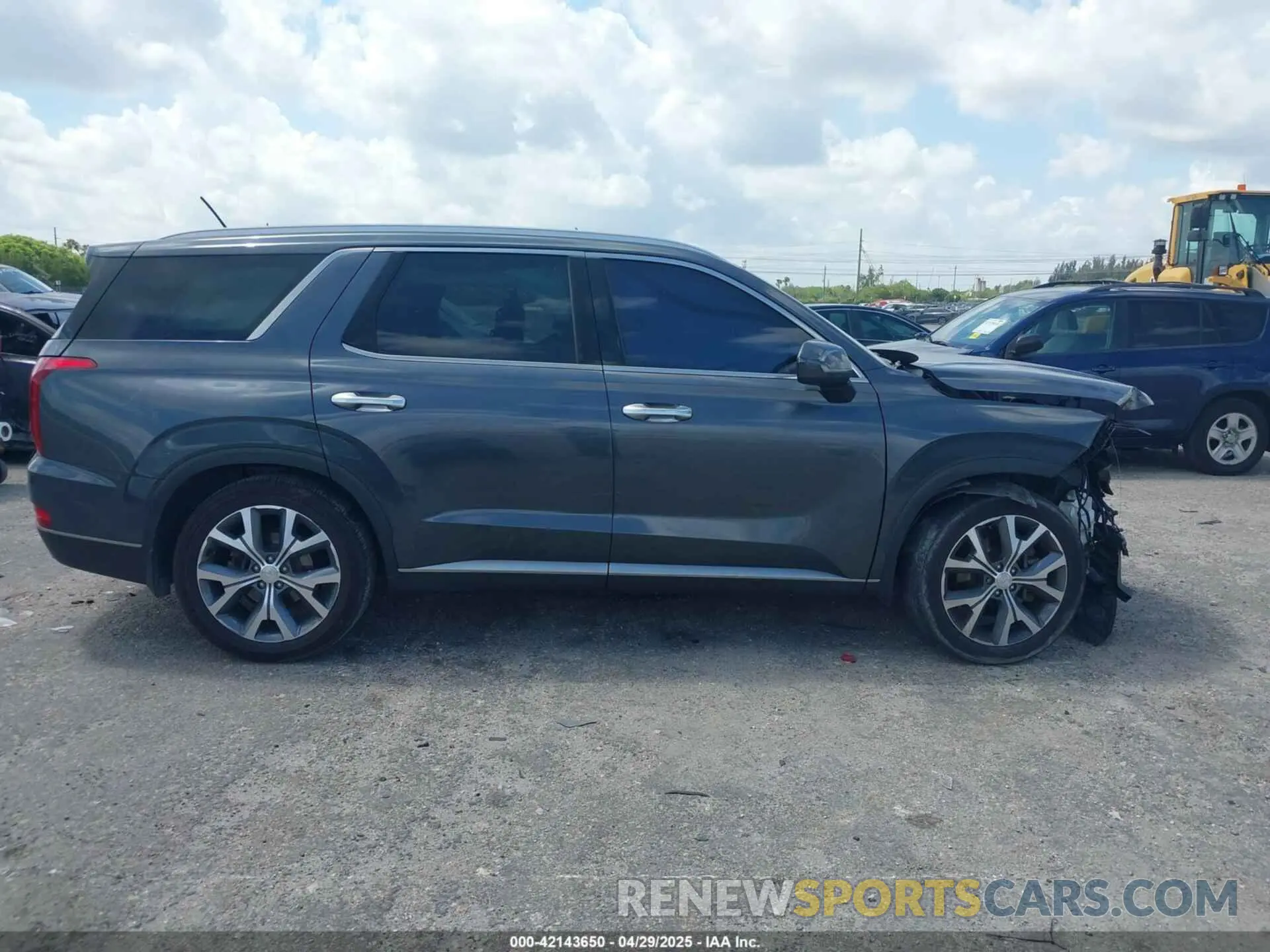 14 Photograph of a damaged car KM8R34HE4LU102240 HYUNDAI PALISADE 2020