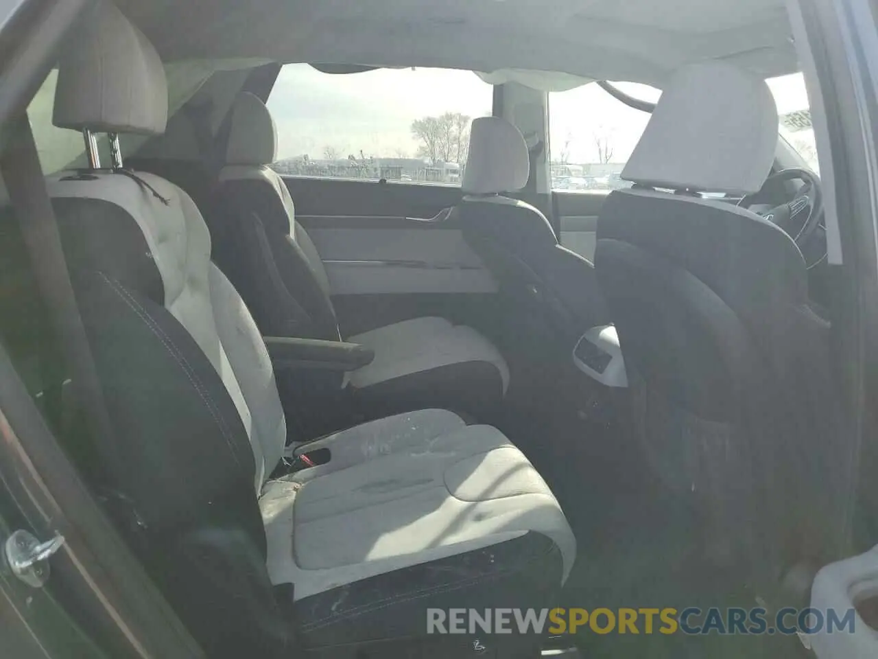 11 Photograph of a damaged car KM8R3DHE5LU144495 HYUNDAI PALISADE 2020