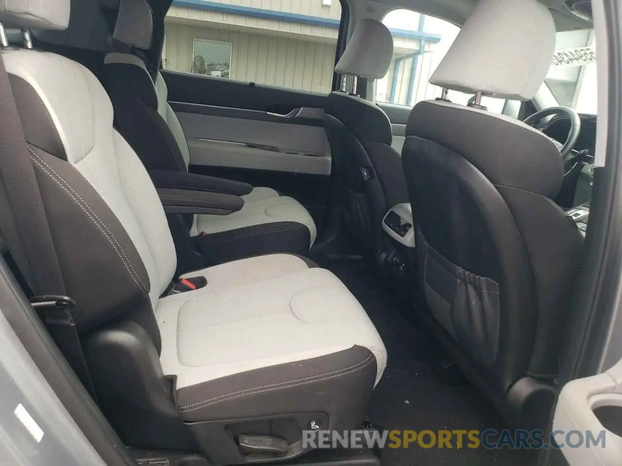 11 Photograph of a damaged car KM8R3DHEXLU114408 HYUNDAI PALISADE 2020