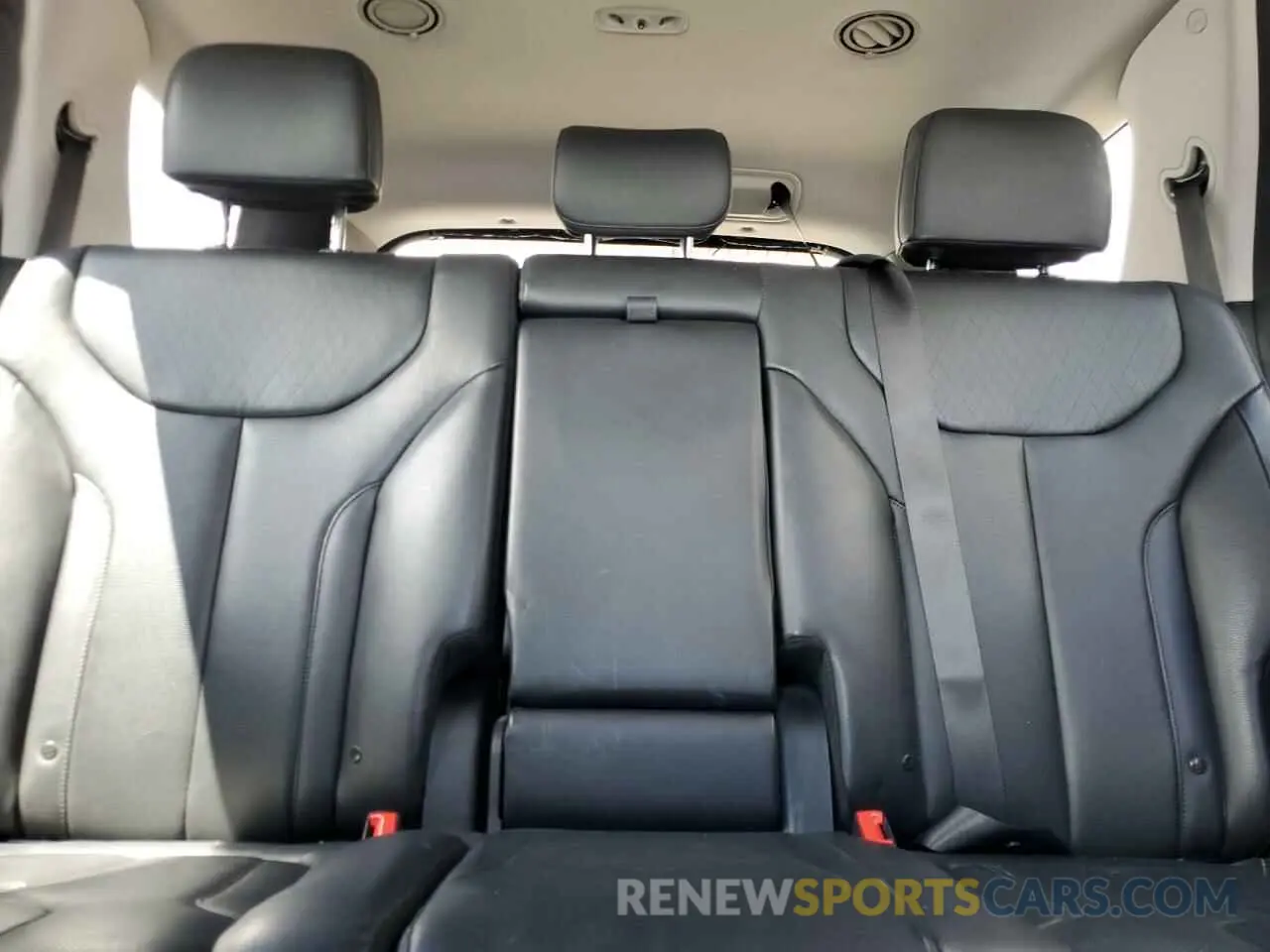 10 Photograph of a damaged car KM8R44HE7LU102343 HYUNDAI PALISADE 2020