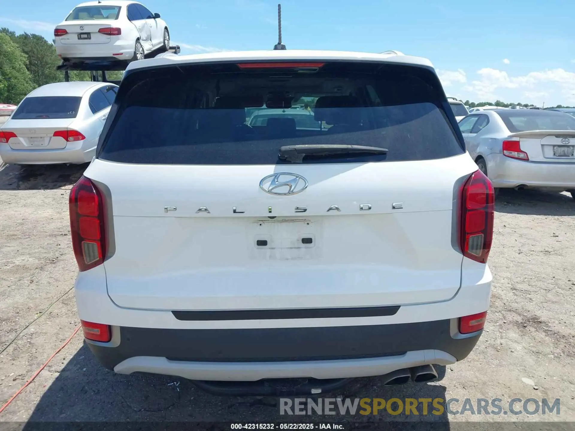 17 Photograph of a damaged car KM8R44HEXLU150418 HYUNDAI PALISADE 2020