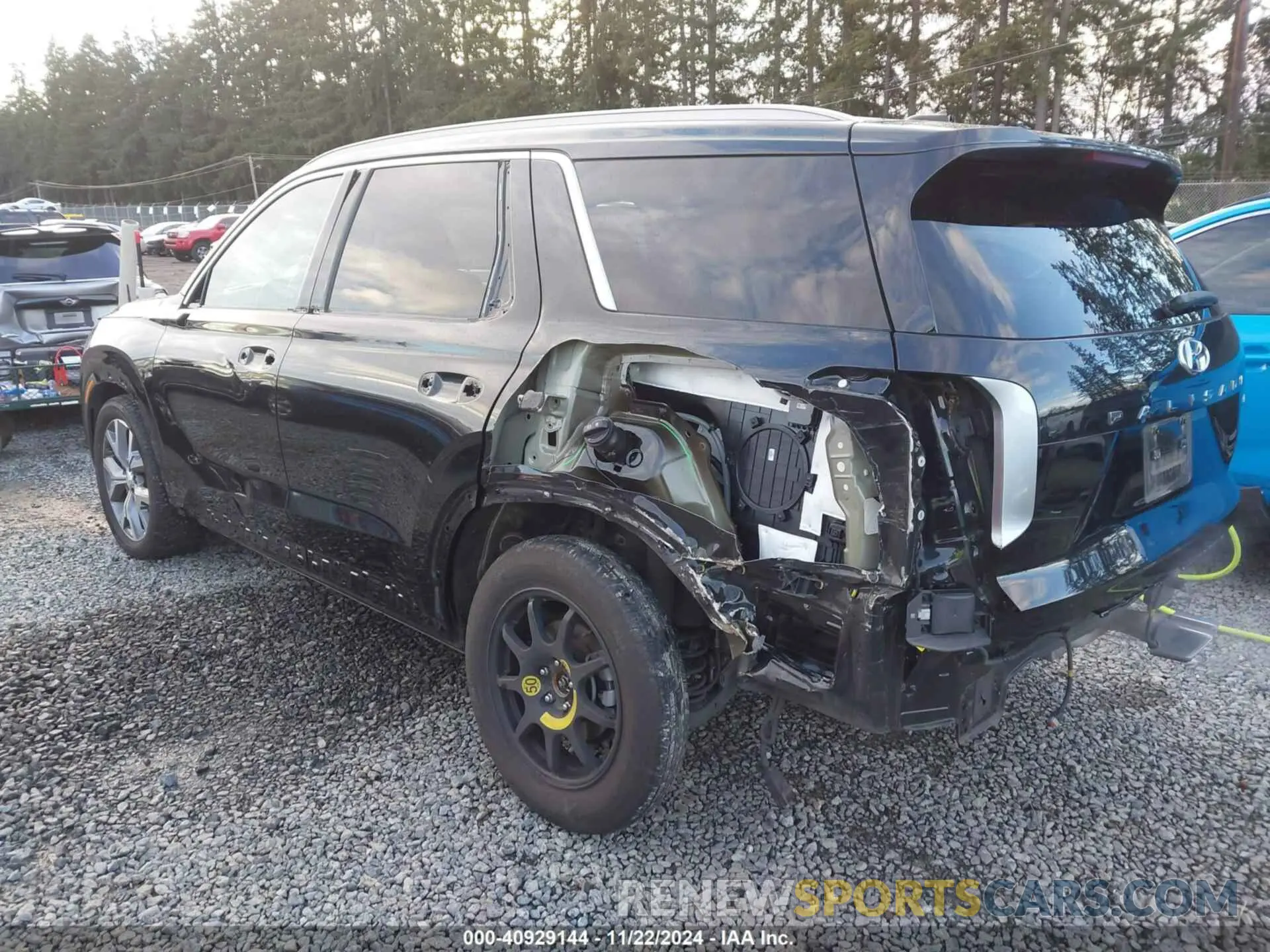 3 Photograph of a damaged car KM8R4DHE0LU037996 HYUNDAI PALISADE 2020