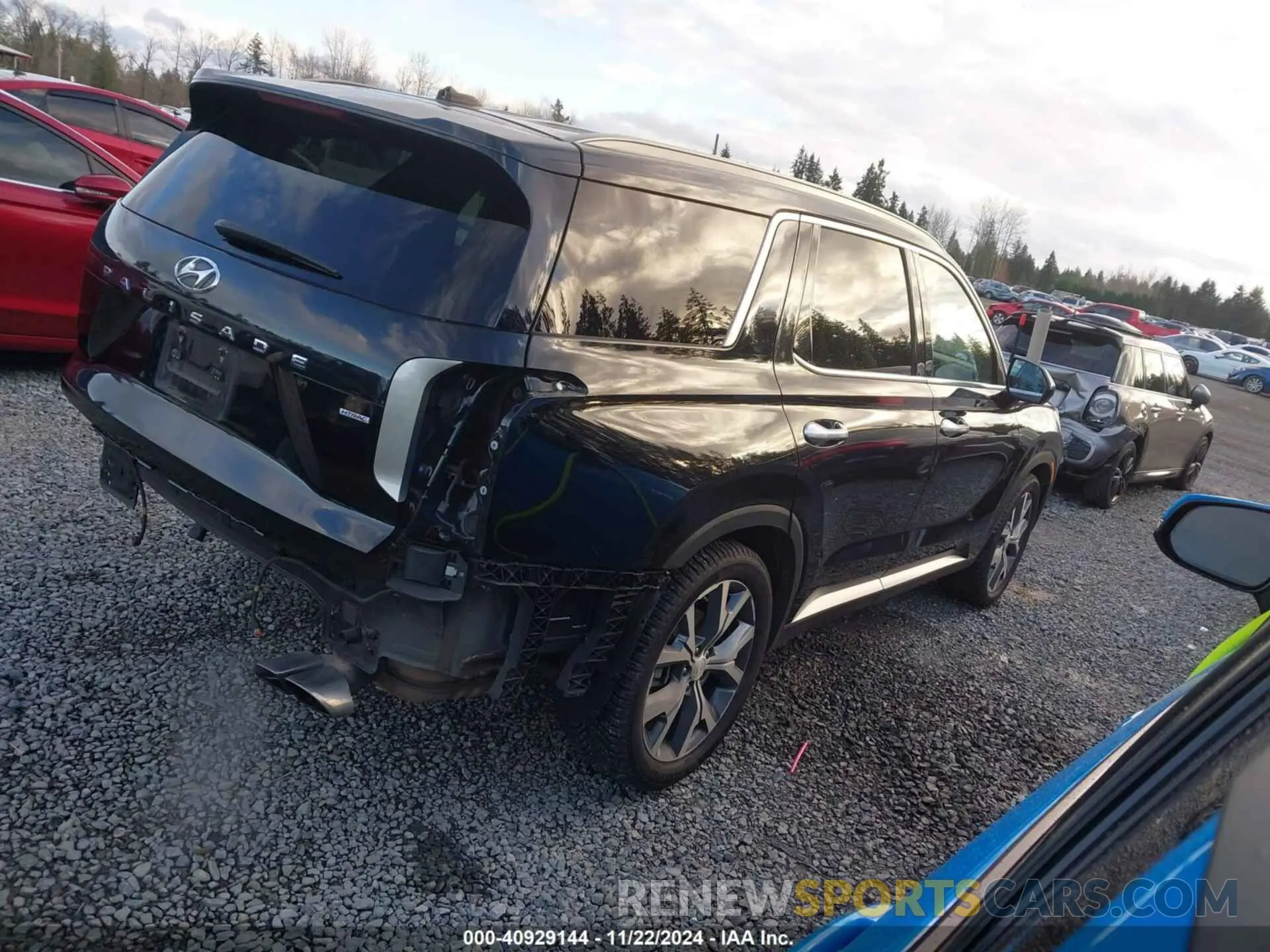 4 Photograph of a damaged car KM8R4DHE0LU037996 HYUNDAI PALISADE 2020