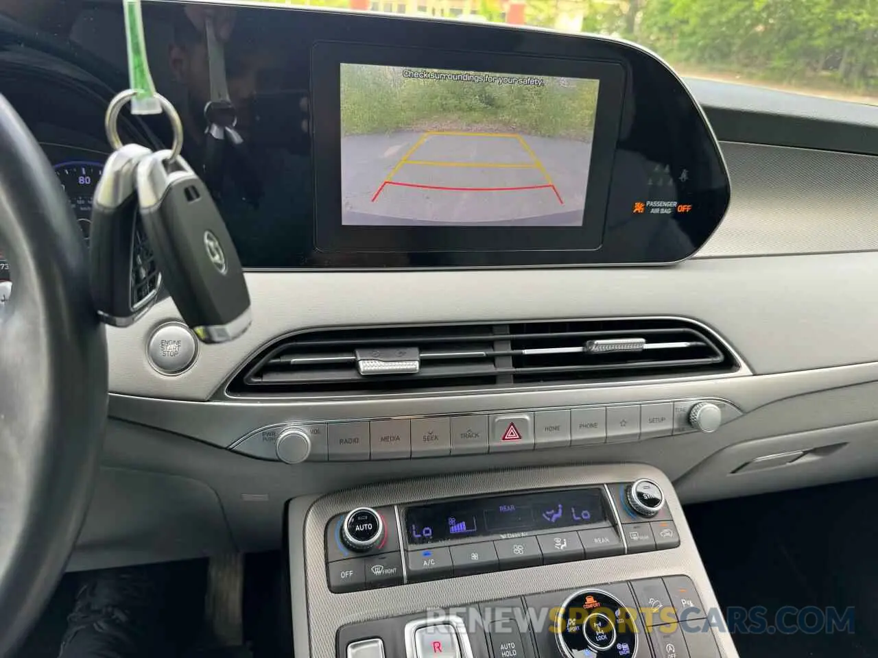 11 Photograph of a damaged car KM8R4DHE0LU066303 HYUNDAI PALISADE 2020