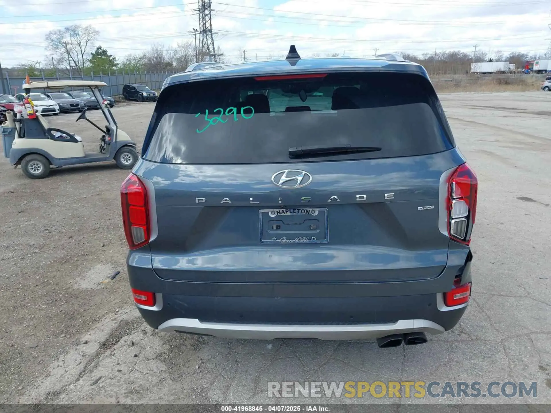 17 Photograph of a damaged car KM8R4DHE3LU085637 HYUNDAI PALISADE 2020