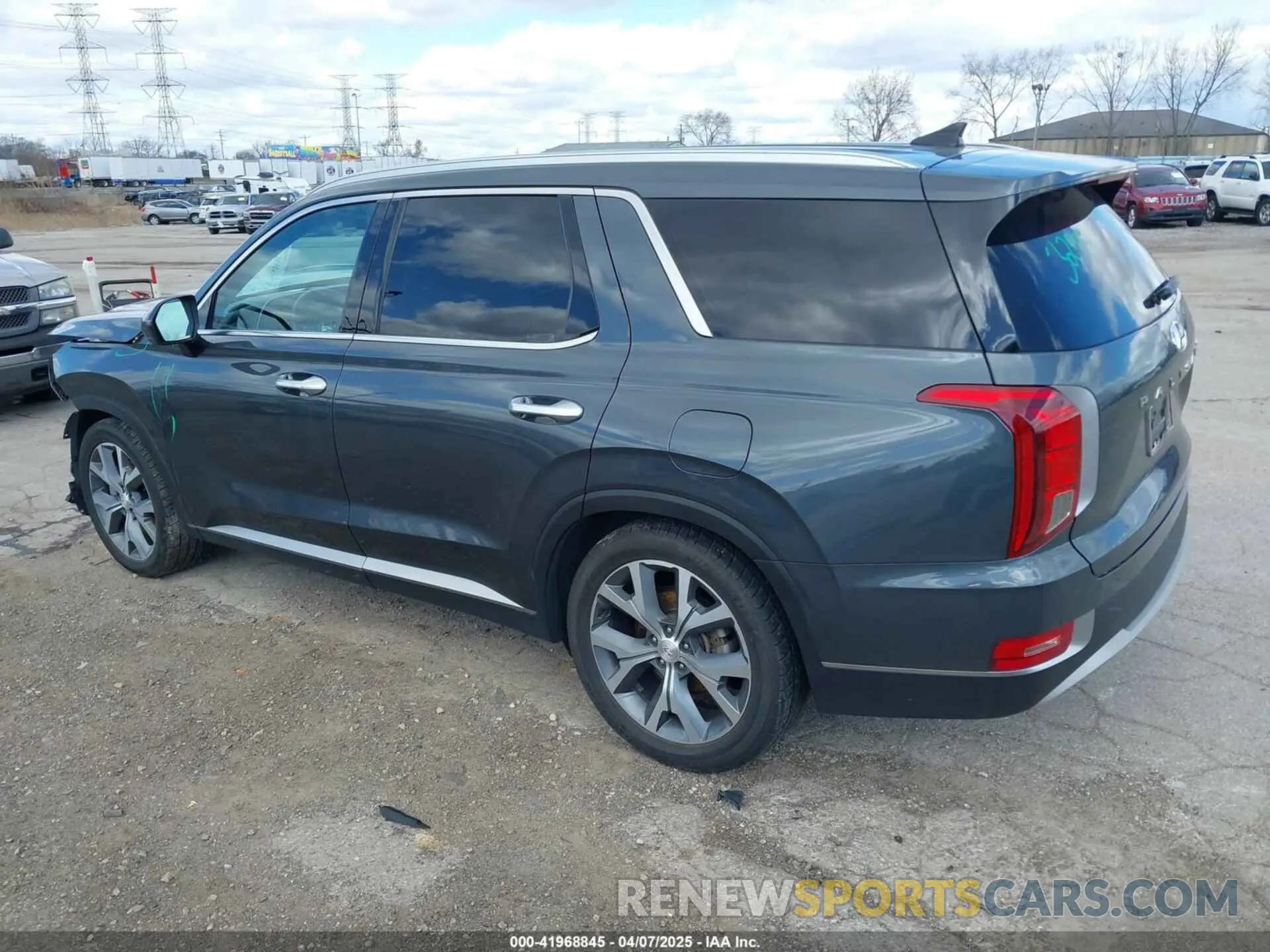3 Photograph of a damaged car KM8R4DHE3LU085637 HYUNDAI PALISADE 2020