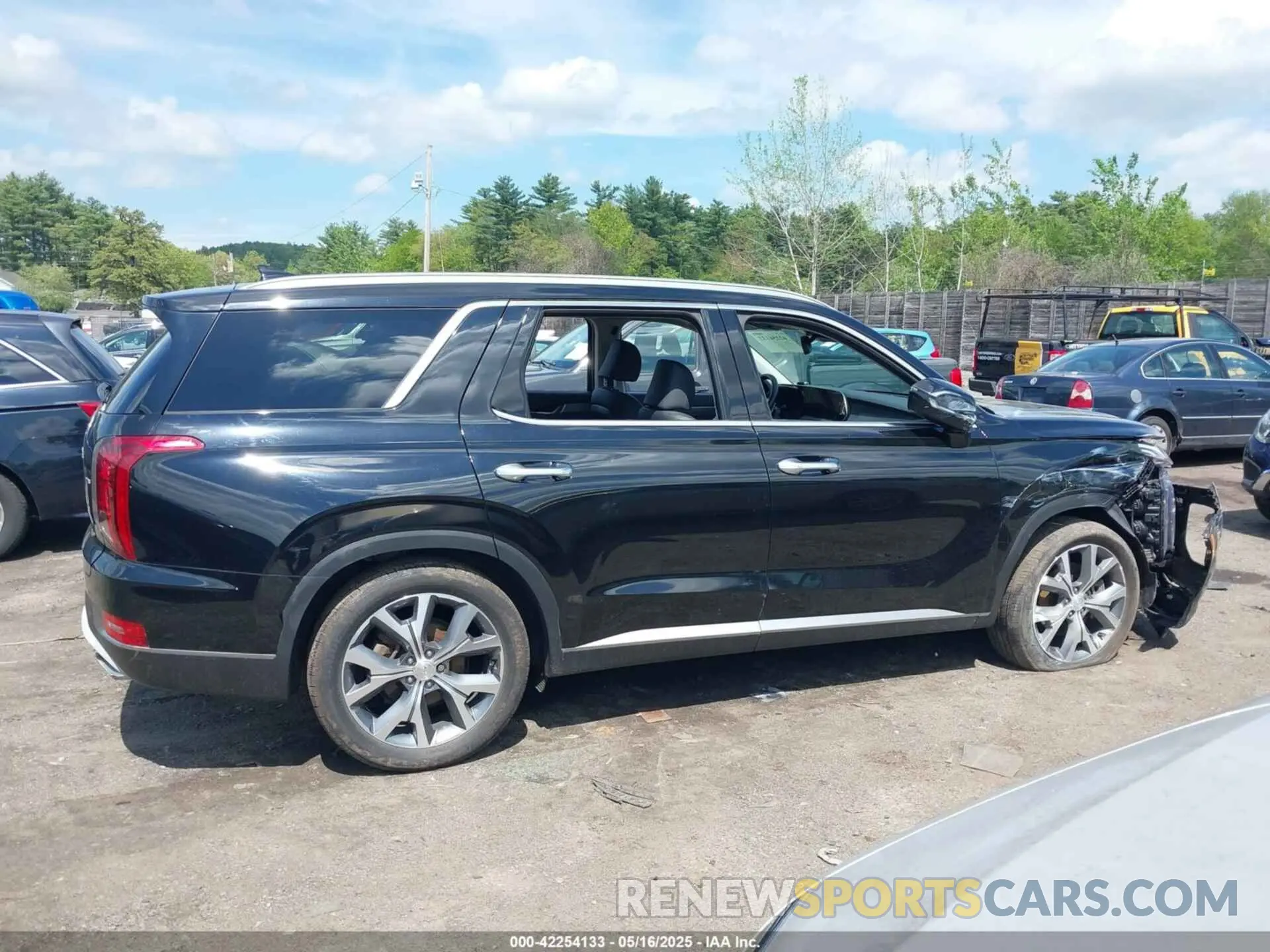 13 Photograph of a damaged car KM8R4DHE5LU031403 HYUNDAI PALISADE 2020