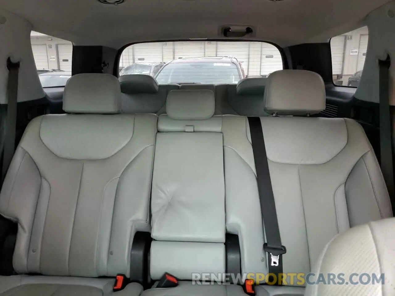 10 Photograph of a damaged car KM8R4DHE7LU169377 HYUNDAI PALISADE 2020
