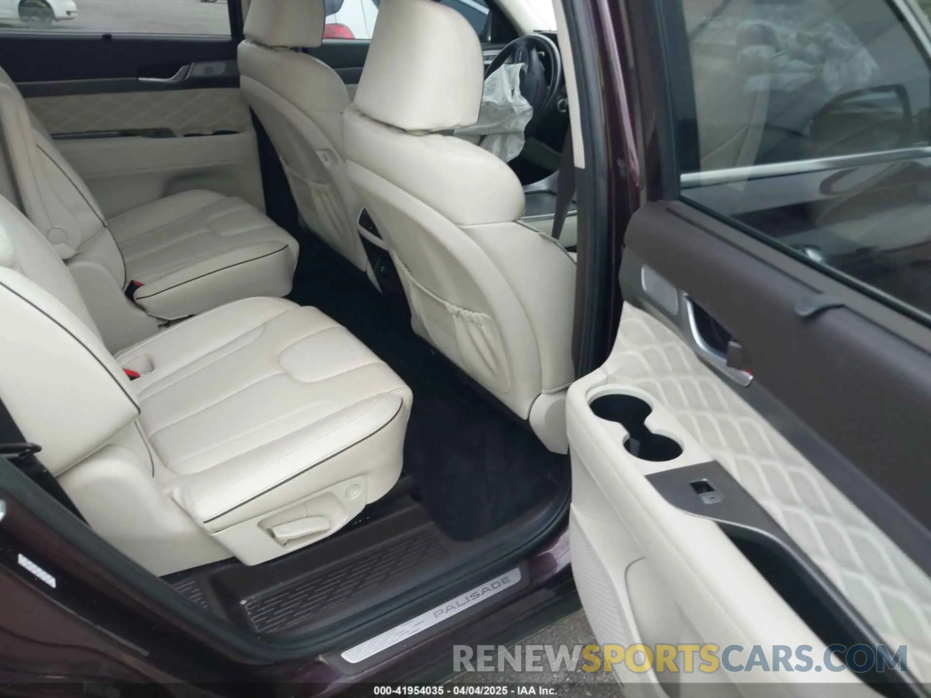 8 Photograph of a damaged car KM8R54HE3LU117449 HYUNDAI PALISADE 2020