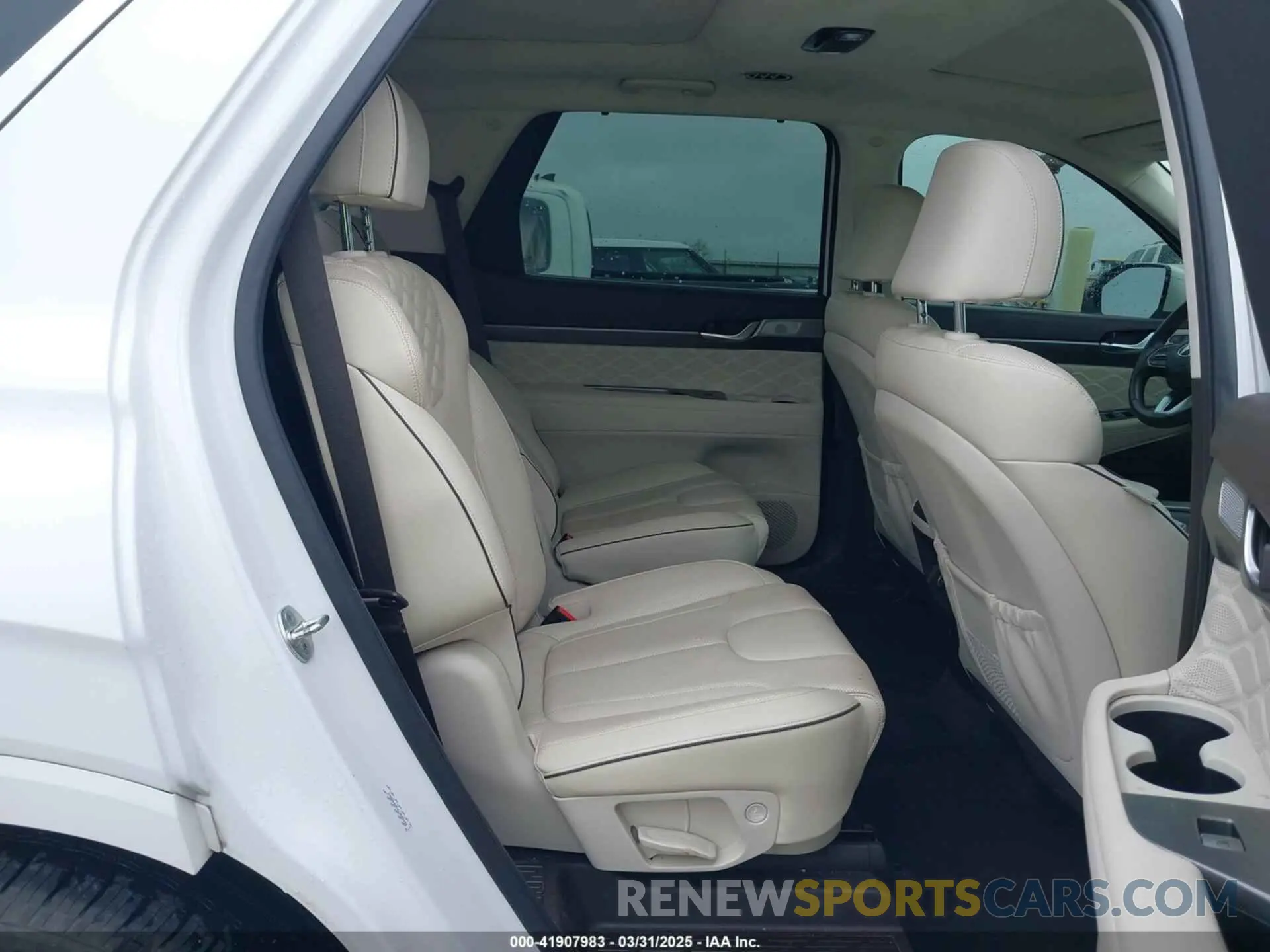 8 Photograph of a damaged car KM8R54HE4LU039182 HYUNDAI PALISADE 2020