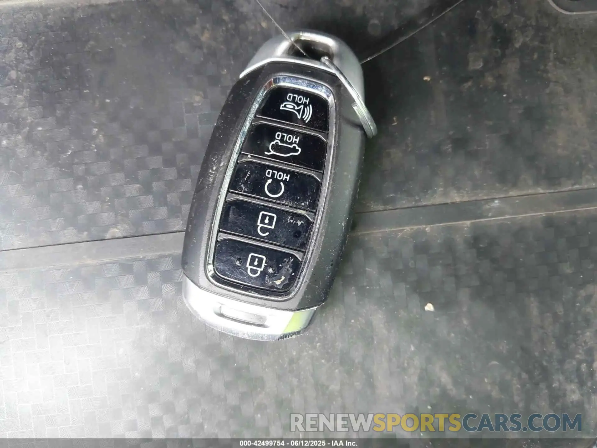 11 Photograph of a damaged car KM8R54HE9LU080908 HYUNDAI PALISADE 2020