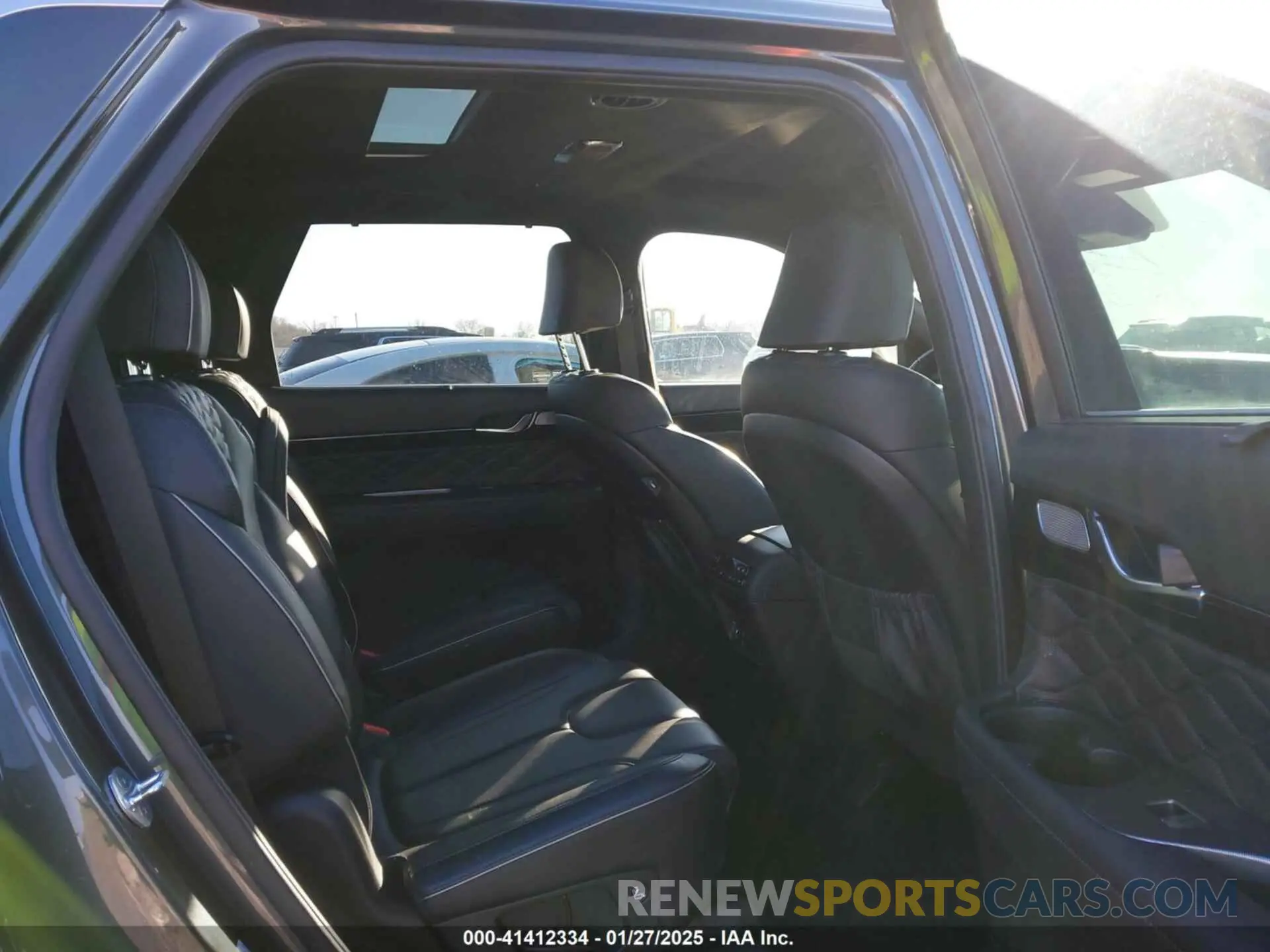 8 Photograph of a damaged car KM8R5DHE2LU120116 HYUNDAI PALISADE 2020