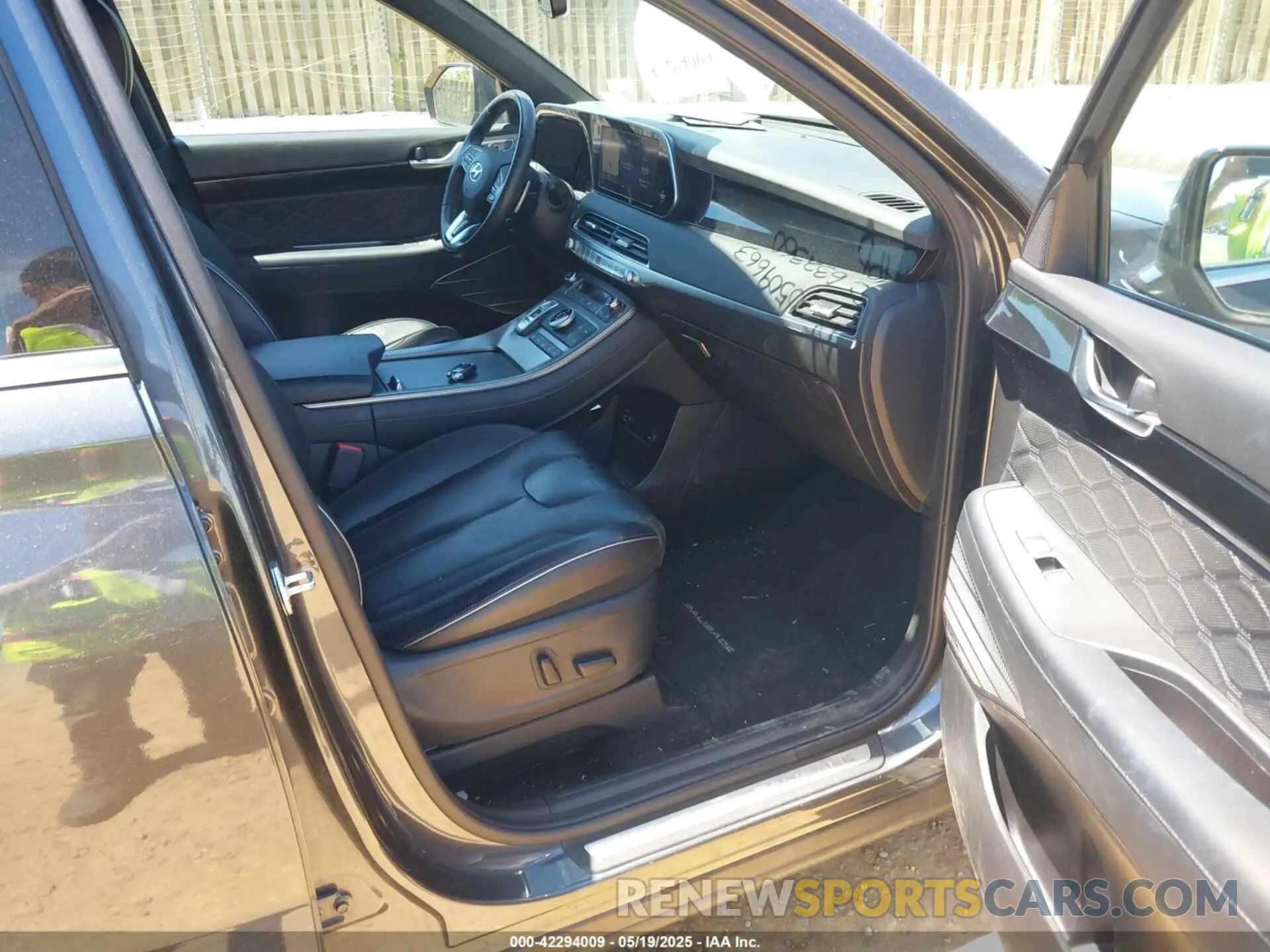 5 Photograph of a damaged car KM8R5DHE4LU082503 HYUNDAI PALISADE 2020
